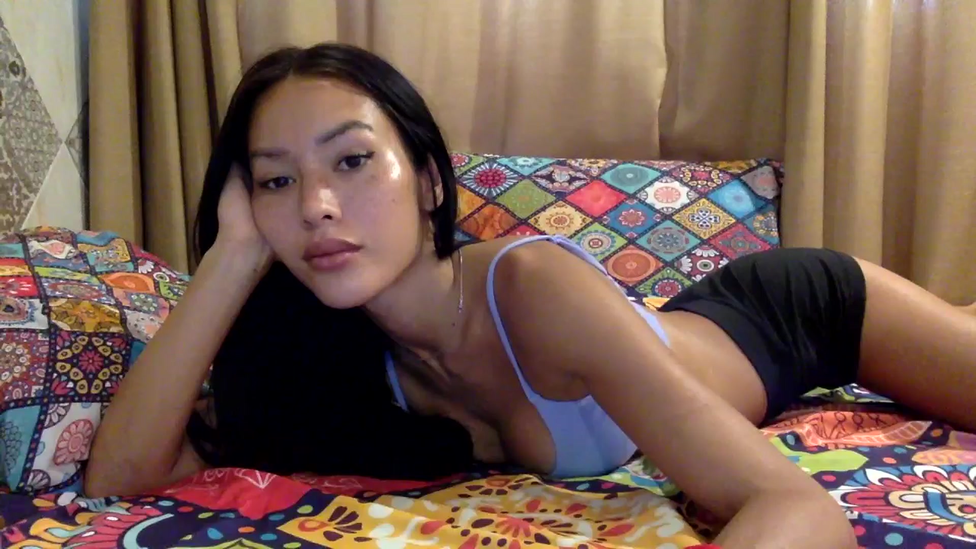 Gallery image thumbnail from Miss_emiko's myfreecams stream on, 08/17/2025, 07:47 image 14 of 20