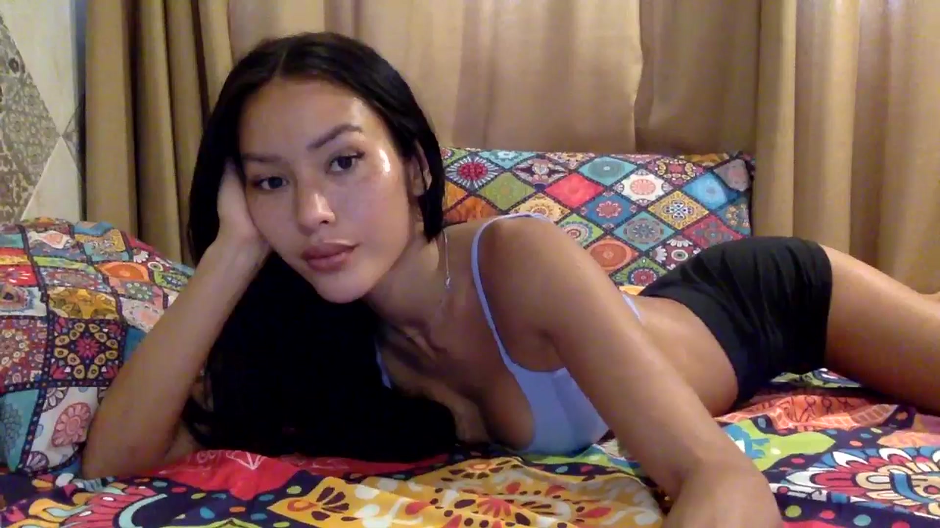 Gallery image thumbnail from Miss_emiko's myfreecams stream on, 08/17/2025, 07:47 image 13 of 20