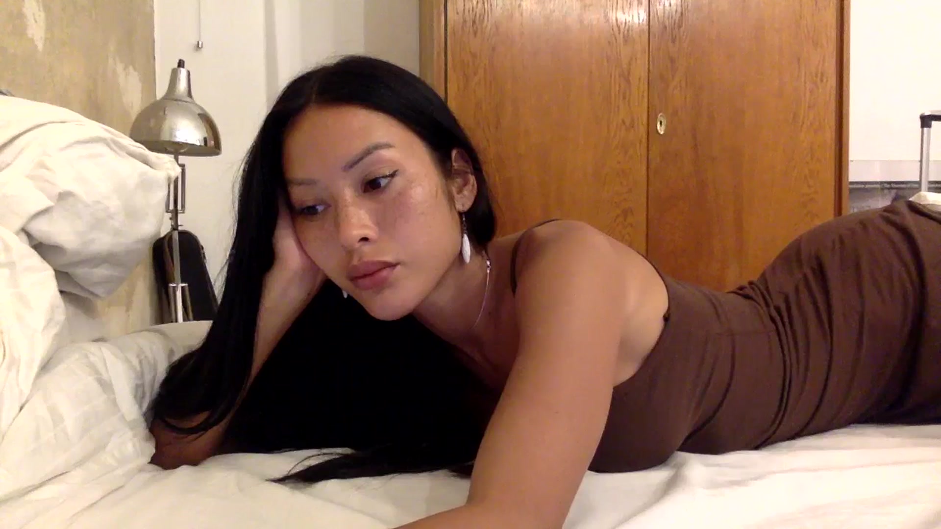 Gallery image thumbnail from Miss_emiko's myfreecams stream on, 09/10/2025, 20:43 image 18 of 20