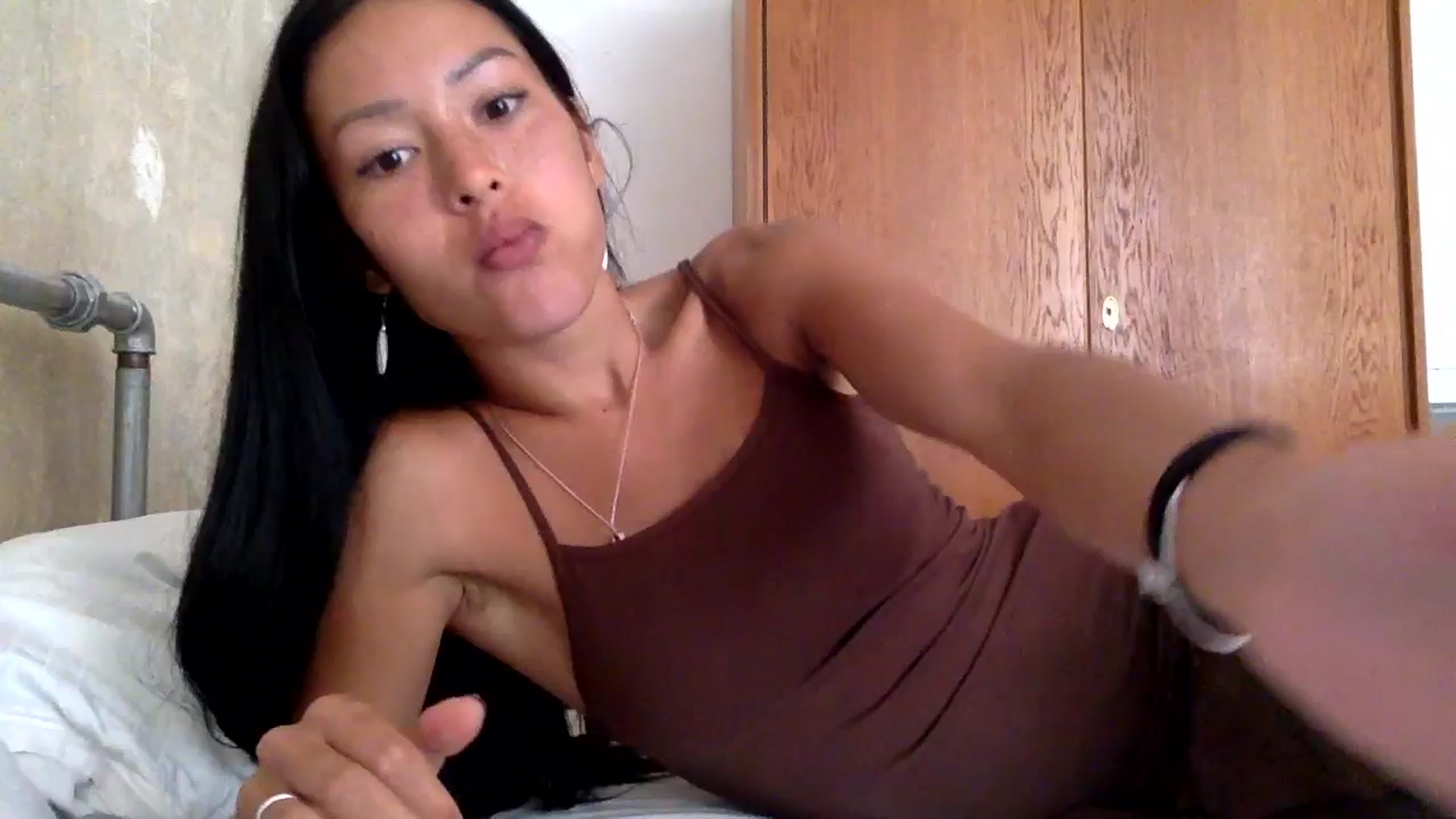 Gallery image thumbnail from Miss_emiko's myfreecams stream on, 09/11/2025, 11:13 image 1 of 20