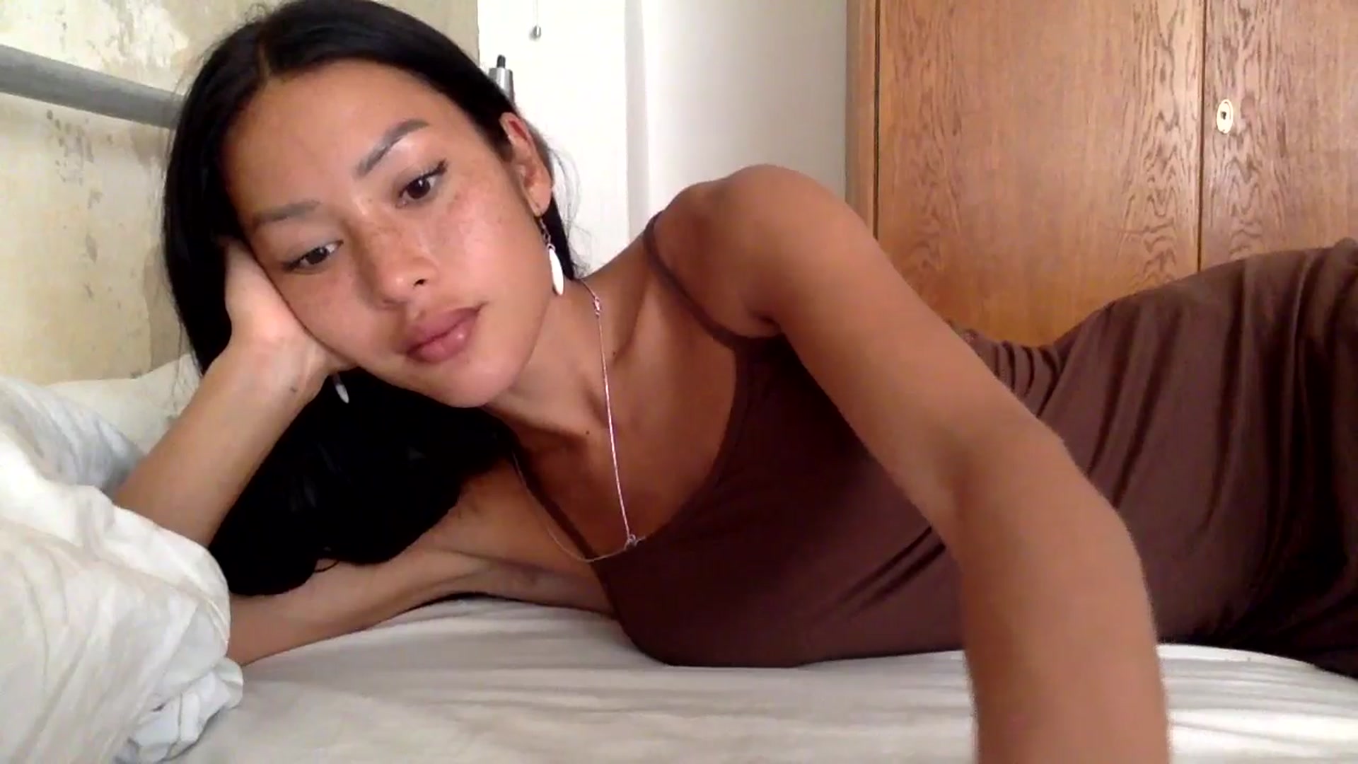 Gallery image thumbnail from Miss_emiko's myfreecams stream on, 09/11/2025, 11:13 image 7 of 20
