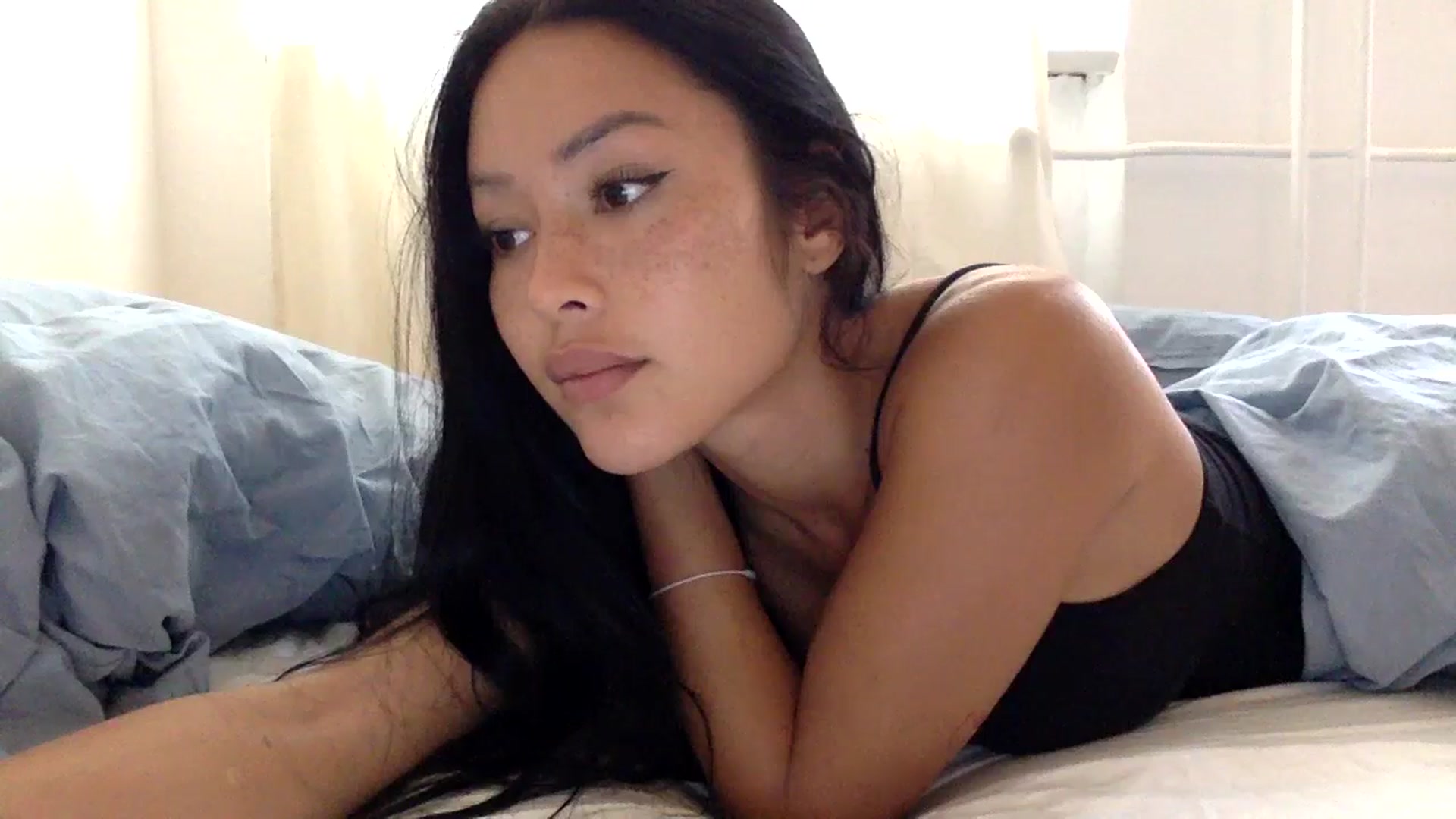 Gallery image thumbnail from Miss_emiko's myfreecams stream on, 10/04/2025, 12:46 image 19 of 20