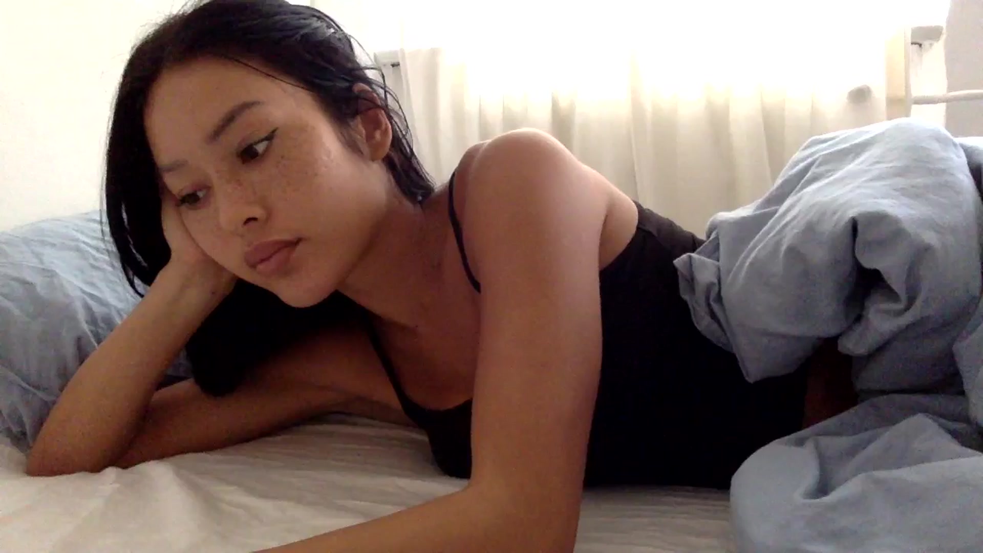 Gallery image thumbnail from Miss_emiko's myfreecams stream on, 10/08/2025, 12:56 image 1 of 20
