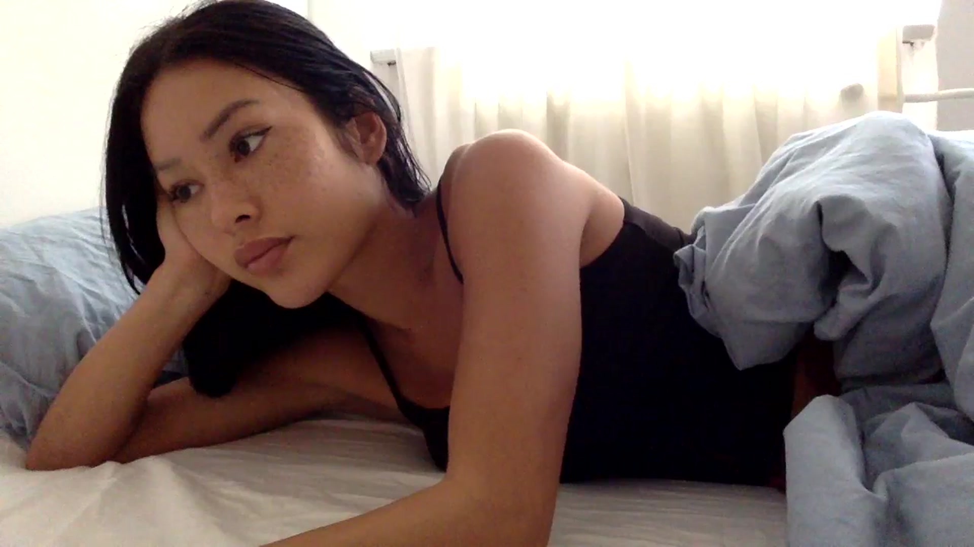 Gallery image thumbnail from Miss_emiko's myfreecams stream on, 10/08/2025, 12:56 image 3 of 20