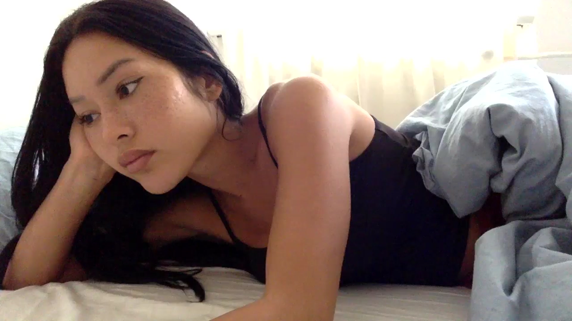 Gallery image thumbnail from Miss_emiko's myfreecams stream on, 10/08/2025, 12:56 image 10 of 20