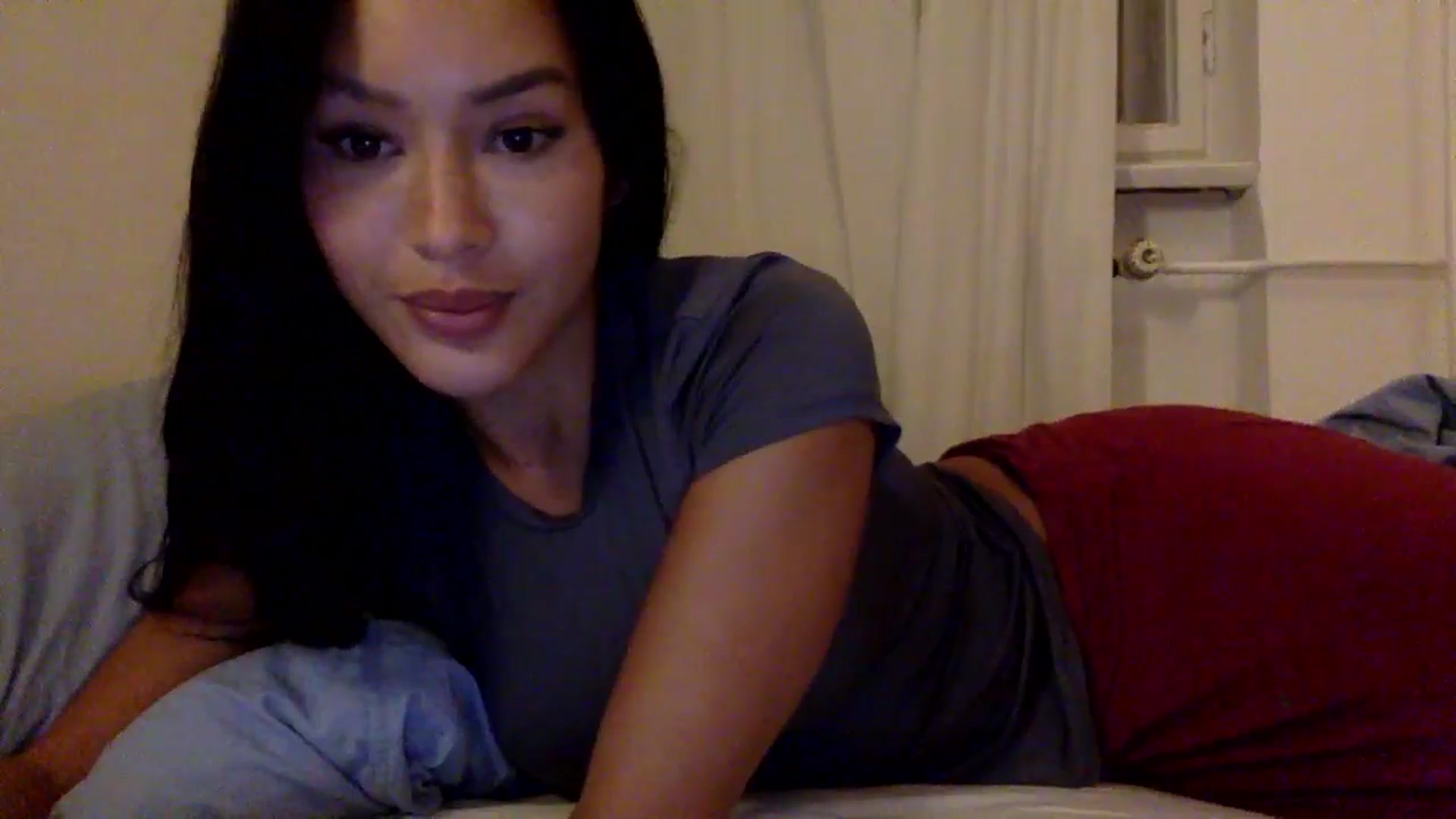 Gallery image thumbnail from Miss_emiko's myfreecams stream on, 10/09/2025, 19:27 image 7 of 20
