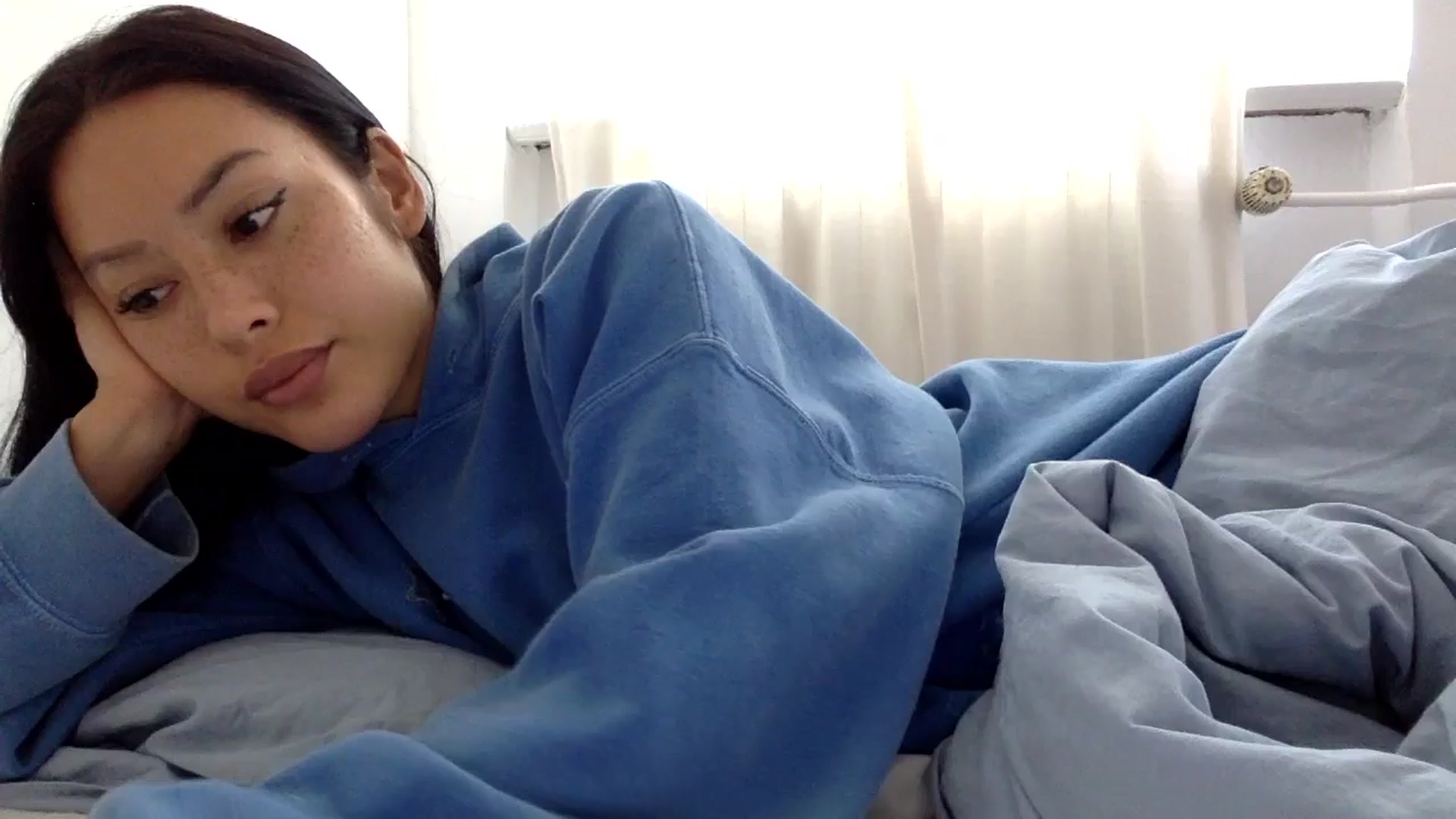 Gallery image thumbnail from Miss_emiko's myfreecams stream on, 10/11/2025, 13:01 image 1 of 20