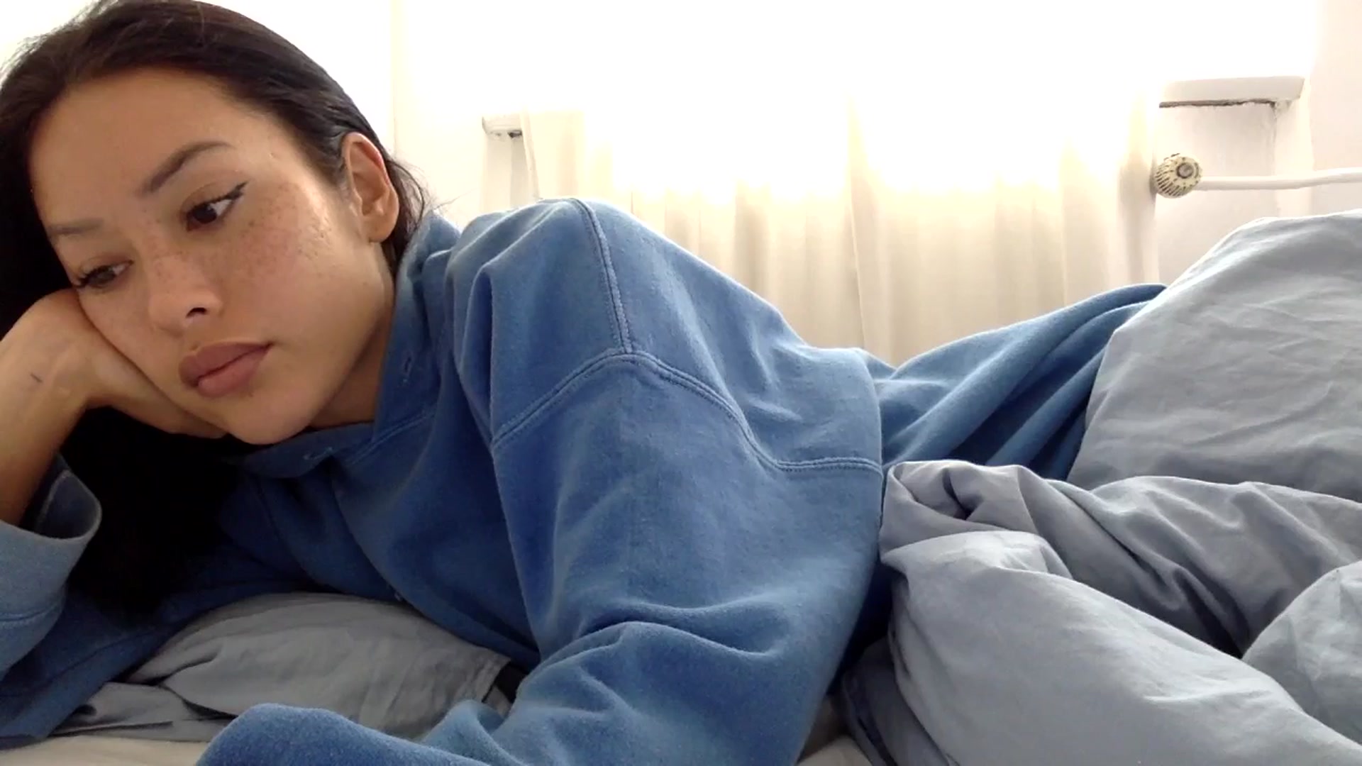 Gallery image thumbnail from Miss_emiko's myfreecams stream on, 10/11/2025, 13:01 image 19 of 20