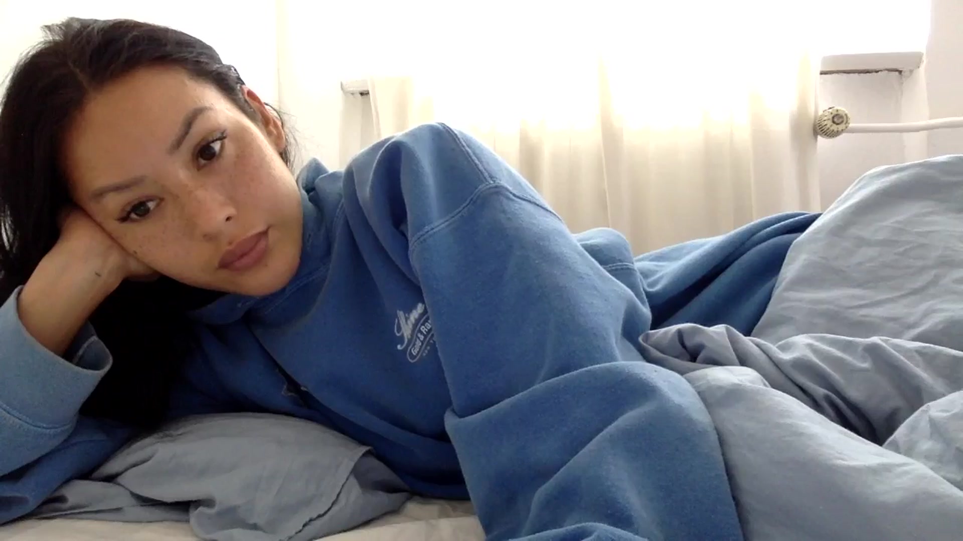 Gallery image thumbnail from Miss_emiko's myfreecams stream on, 10/11/2025, 13:01 image 15 of 20