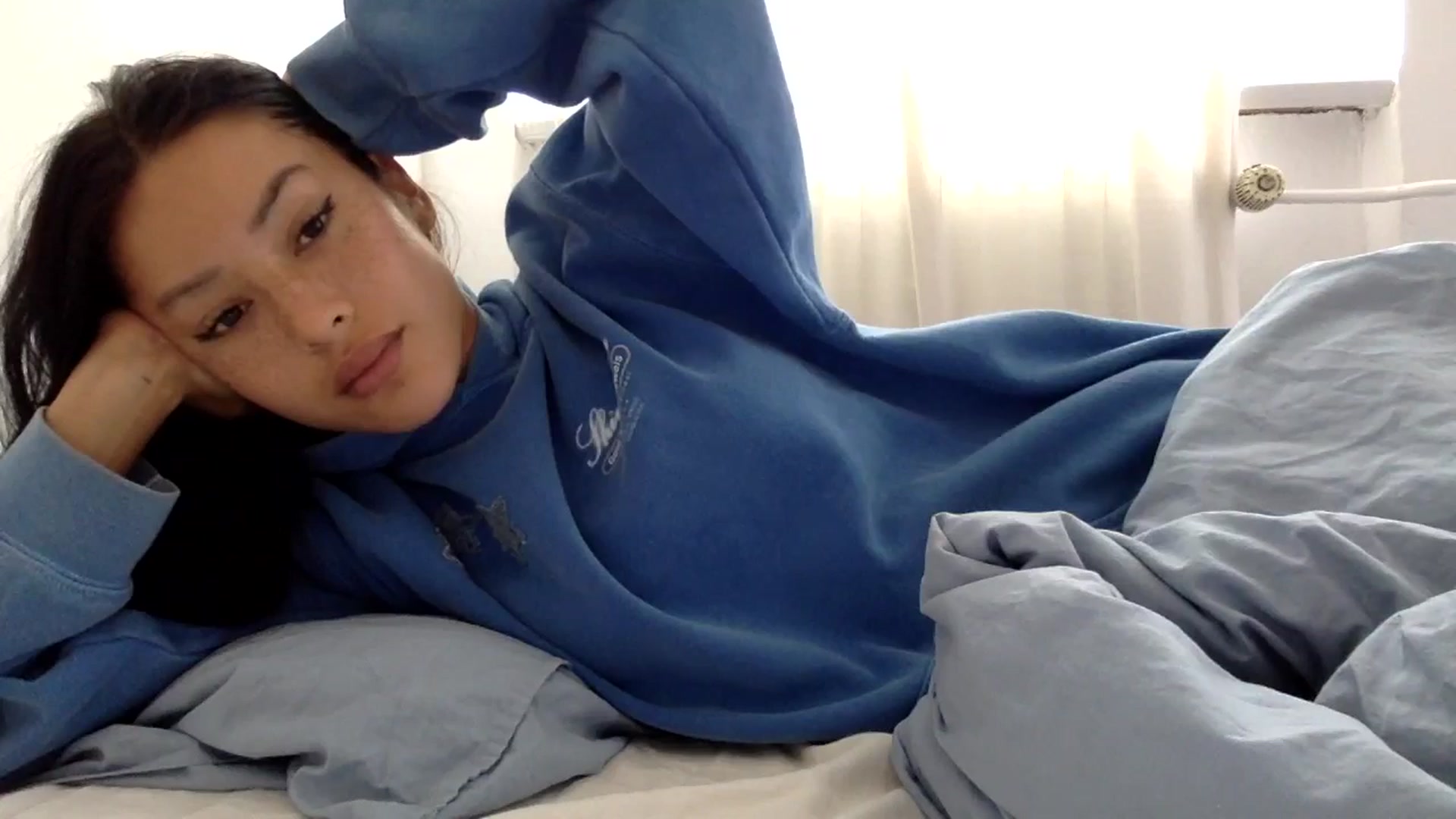 Gallery image thumbnail from Miss_emiko's myfreecams stream on, 10/11/2025, 13:01 image 12 of 20