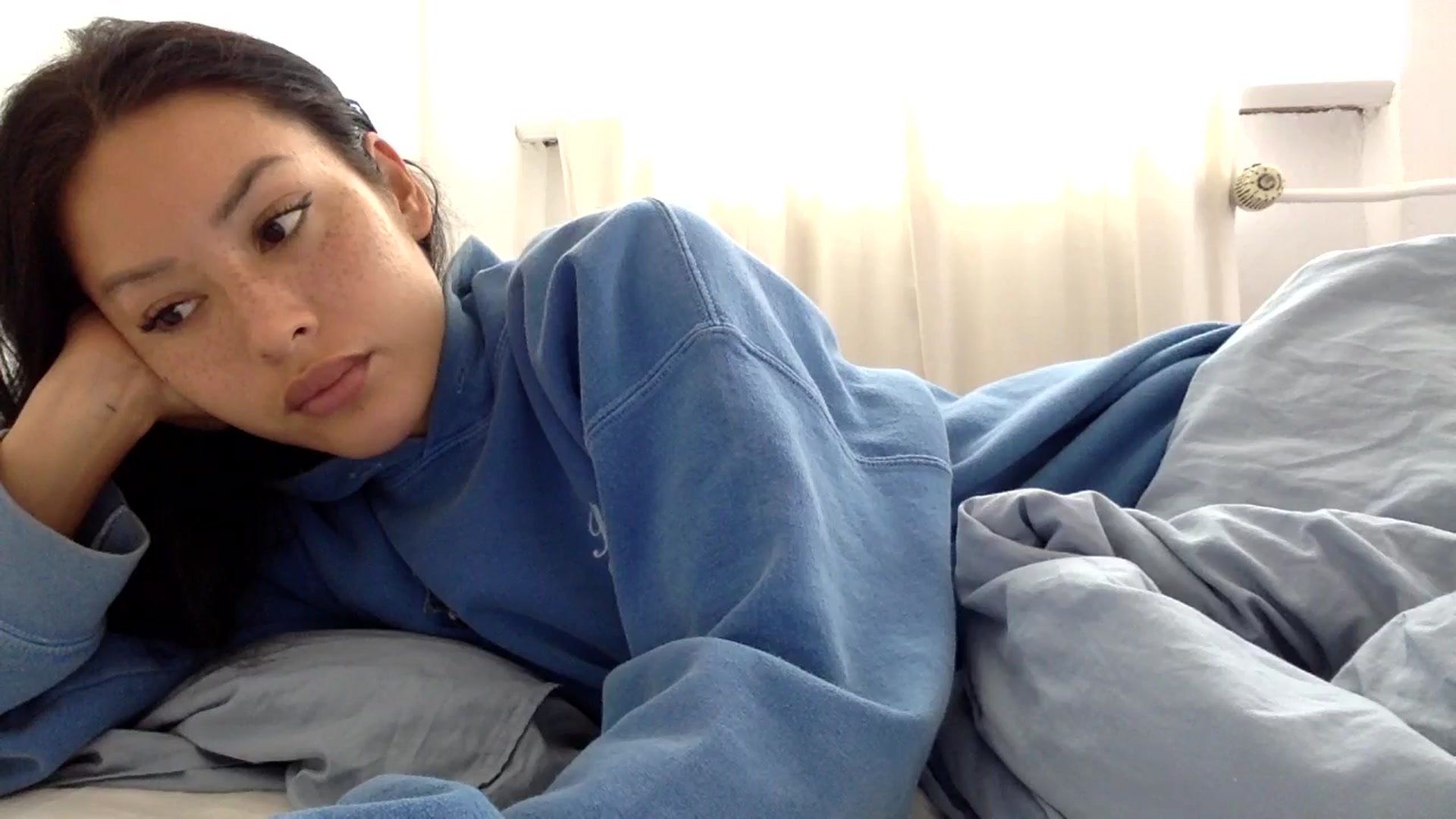 Gallery image thumbnail from Miss_emiko's myfreecams stream on, 10/11/2025, 13:01 image 16 of 20