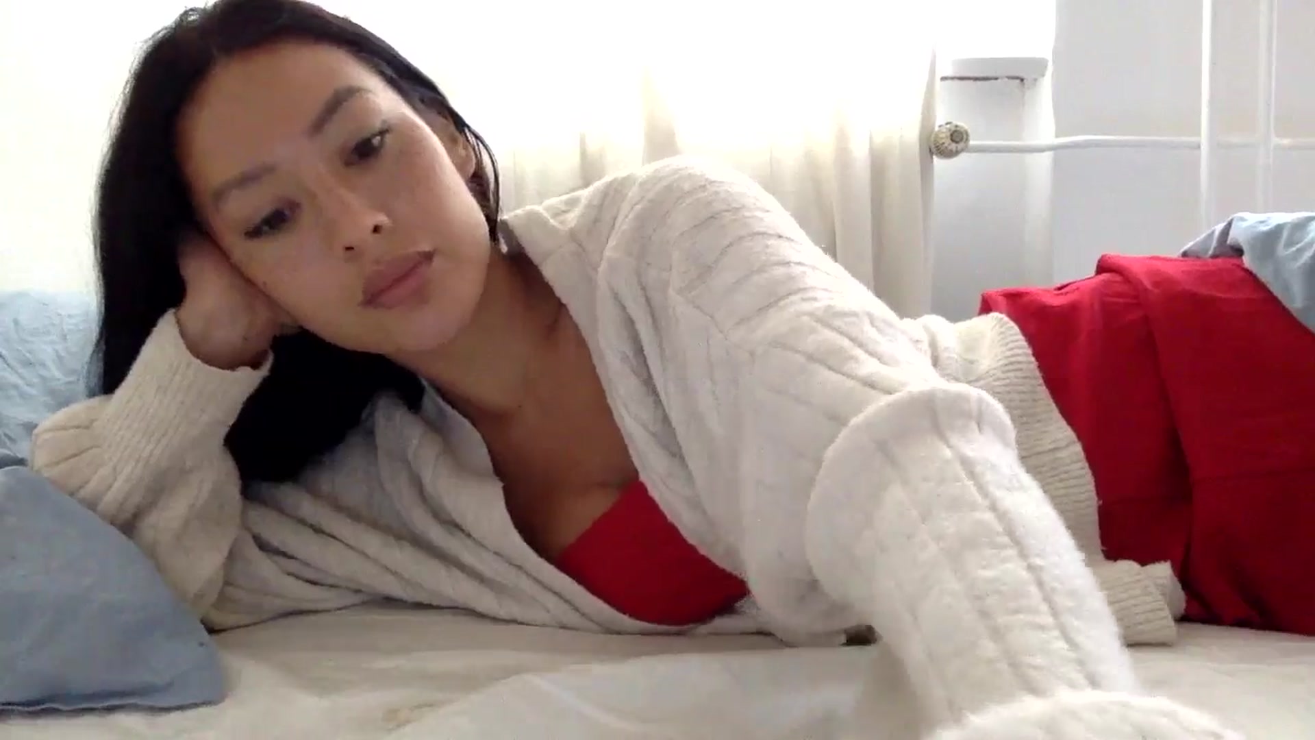 Gallery image thumbnail from Miss_emiko's myfreecams stream on, 10/12/2025, 11:14 image 10 of 20