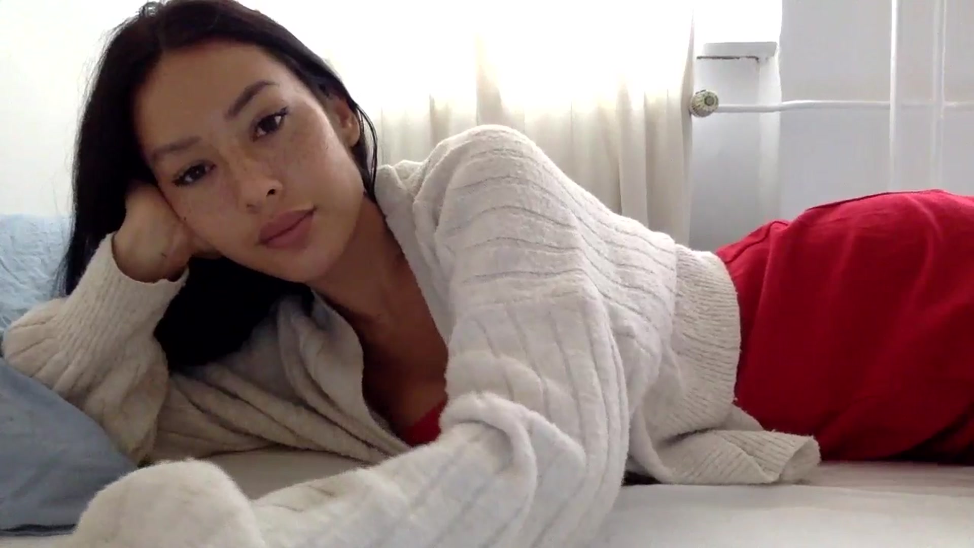 Gallery image thumbnail from Miss_emiko's myfreecams stream on, 10/12/2025, 11:14 image 15 of 20