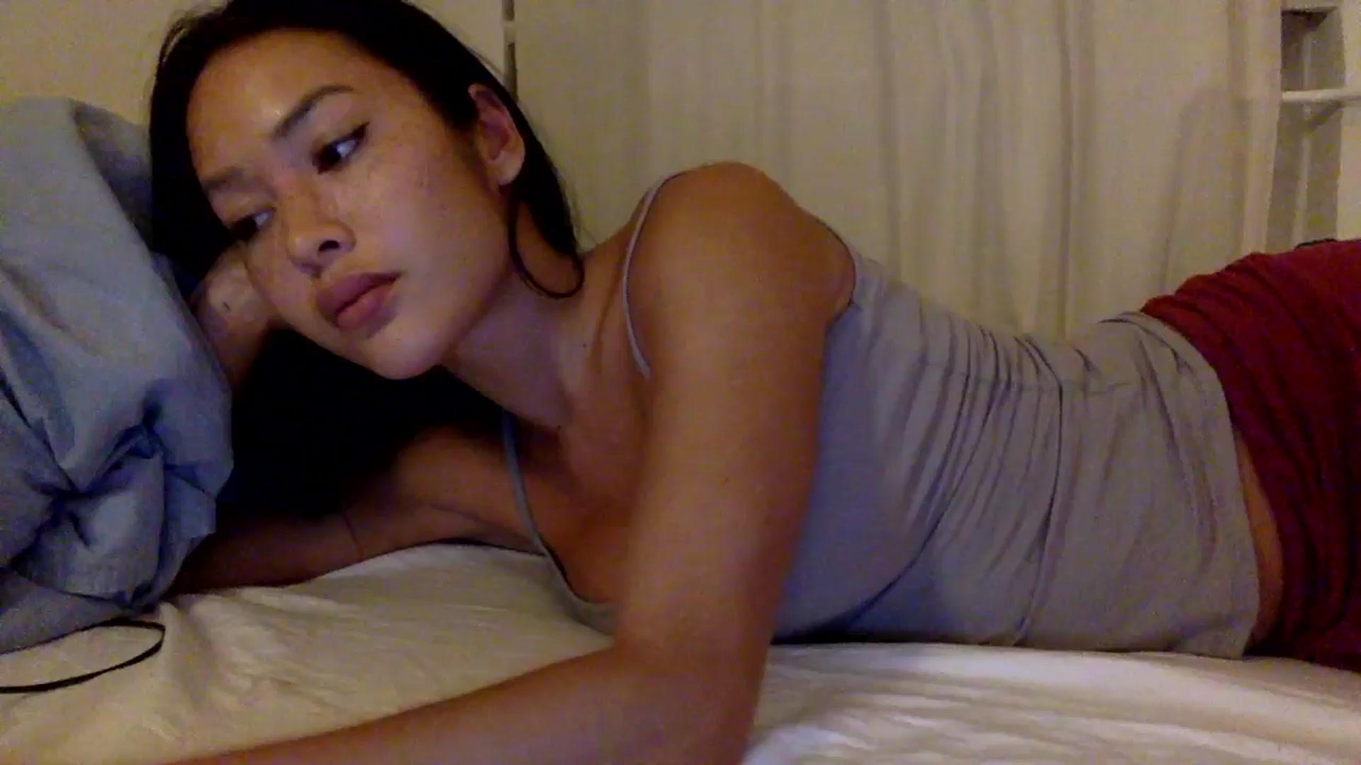 Gallery image thumbnail from Miss_emiko's myfreecams stream on, 10/12/2025, 21:50 image 16 of 20