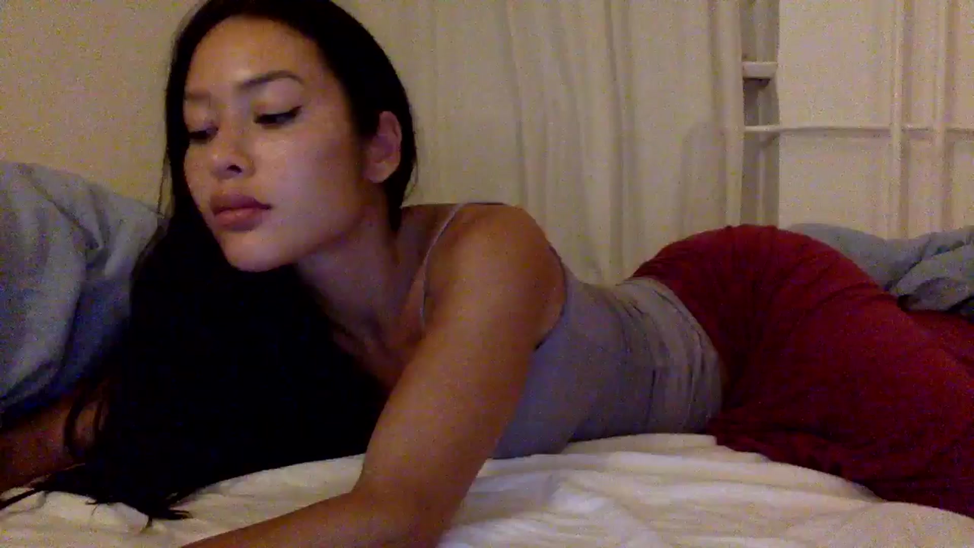 Gallery image thumbnail from Miss_emiko's myfreecams stream on, 10/12/2025, 21:50 image 12 of 20