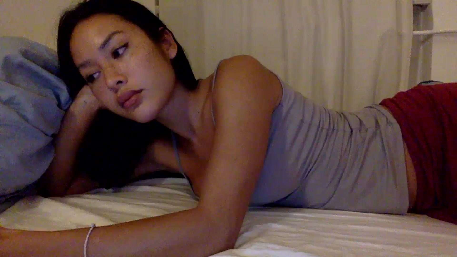 Gallery image thumbnail from Miss_emiko's myfreecams stream on, 10/12/2025, 21:50 image 19 of 20