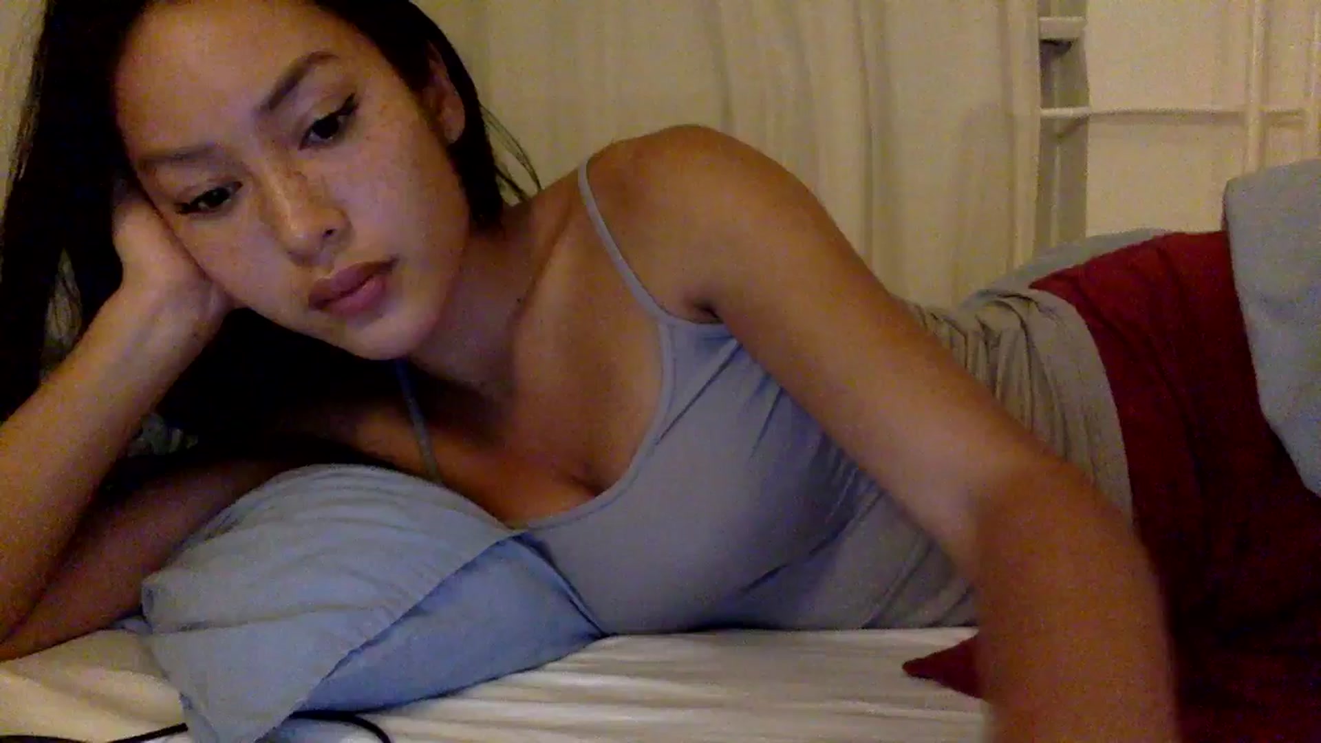 Gallery image thumbnail from Miss_emiko's myfreecams stream on, 10/12/2025, 21:50 image 4 of 20