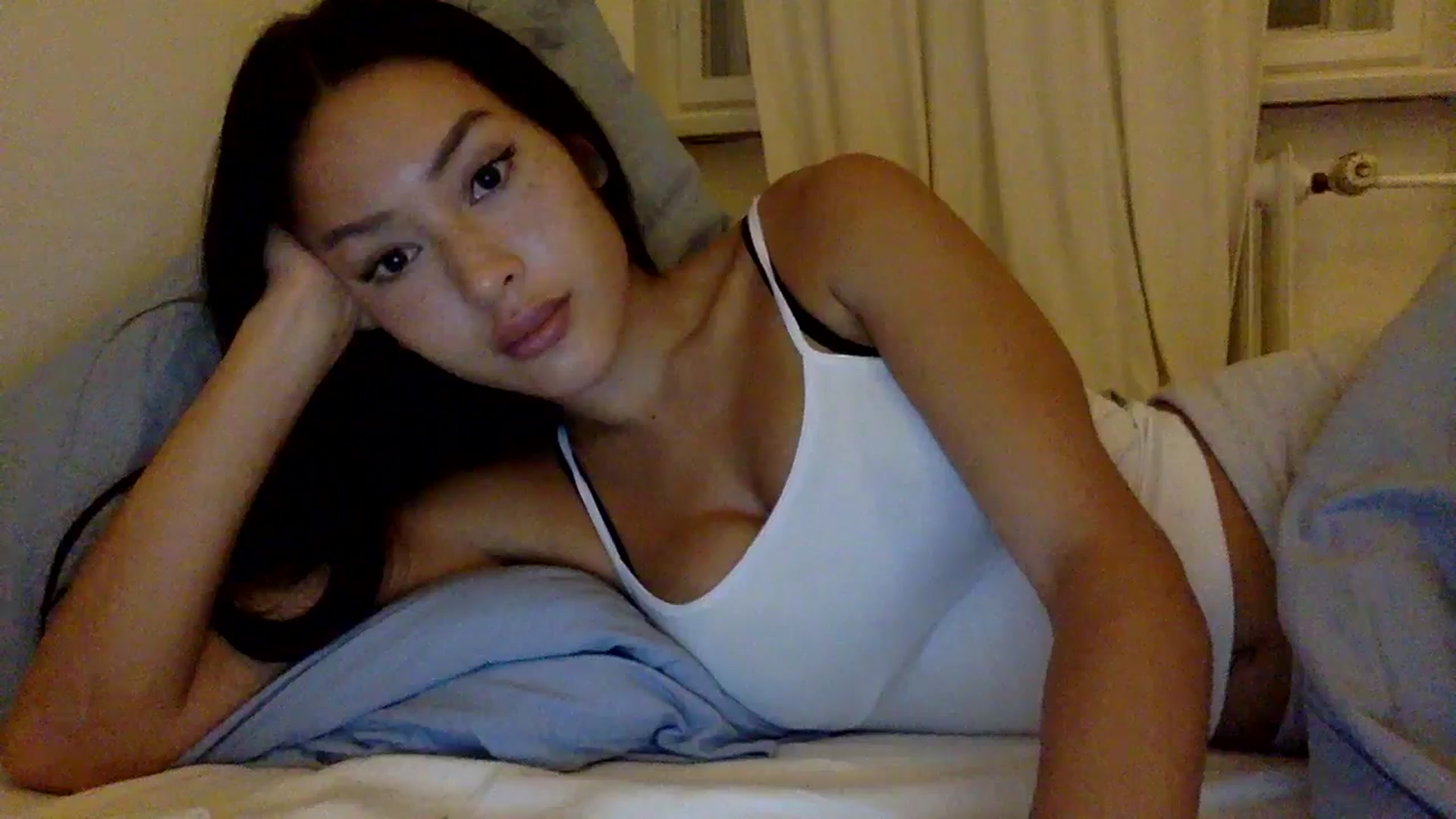 Gallery image thumbnail from Miss_emiko's myfreecams stream on, 10/21/2025, 21:55 image 8 of 20