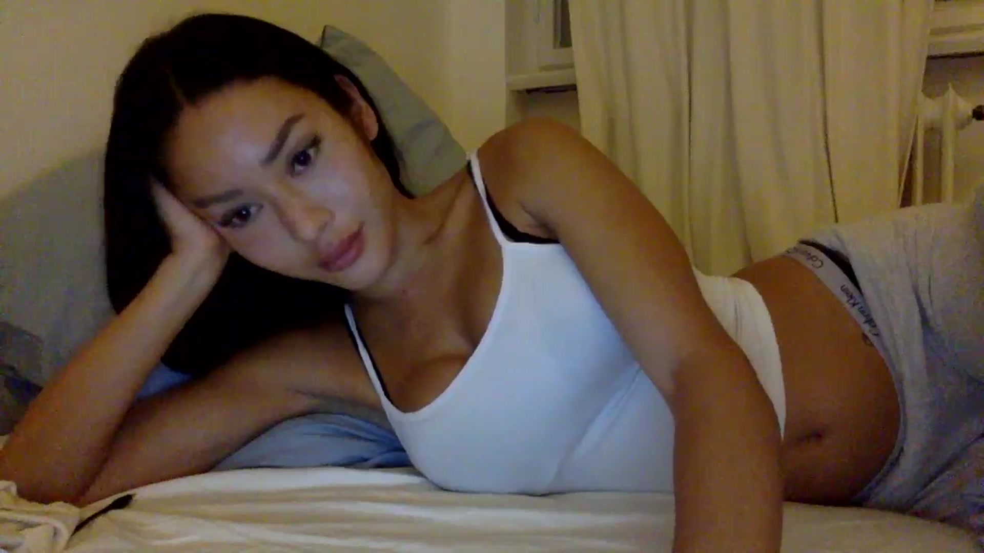 Gallery image thumbnail from Miss_emiko's myfreecams stream on, 10/21/2025, 21:55 image 15 of 20
