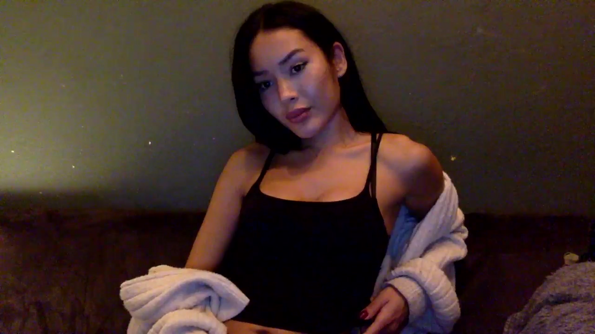 Gallery image thumbnail from Miss_emiko's myfreecams stream on, 10/26/2025, 19:42 image 19 of 20