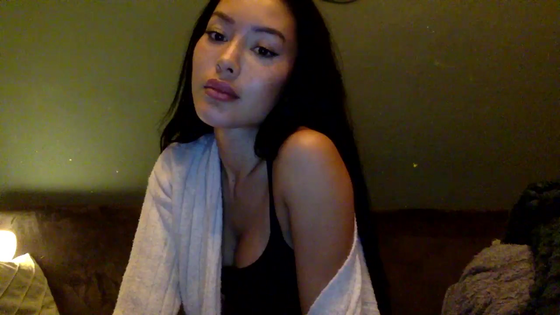 Gallery image thumbnail from Miss_emiko's myfreecams stream on, 10/26/2025, 19:42 image 2 of 20