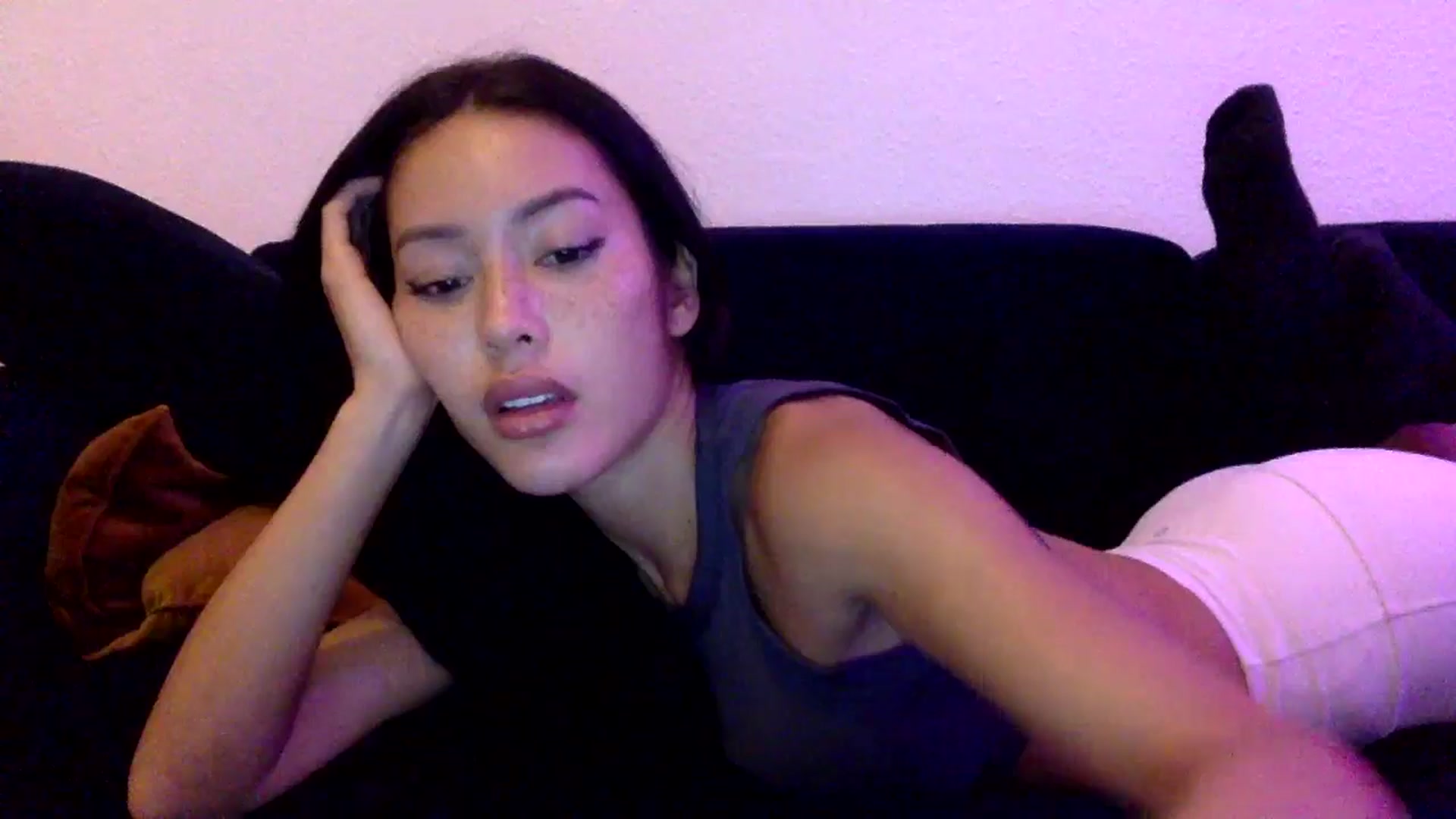 Gallery image thumbnail from Miss_emiko's myfreecams stream on, 10/30/2025, 22:19 image 19 of 20