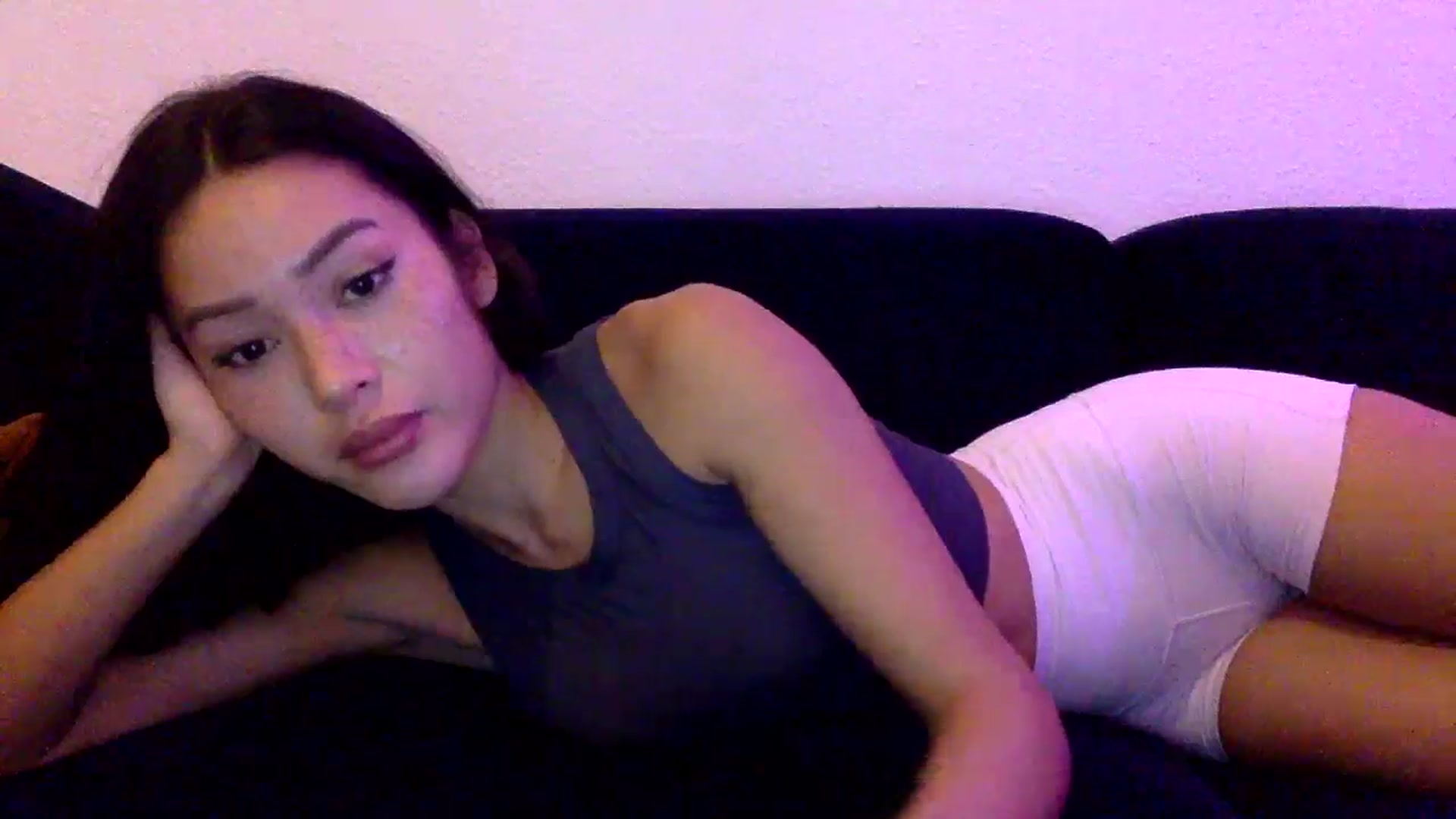 Gallery image thumbnail from Miss_emiko's myfreecams stream on, 10/30/2025, 22:19 image 4 of 20