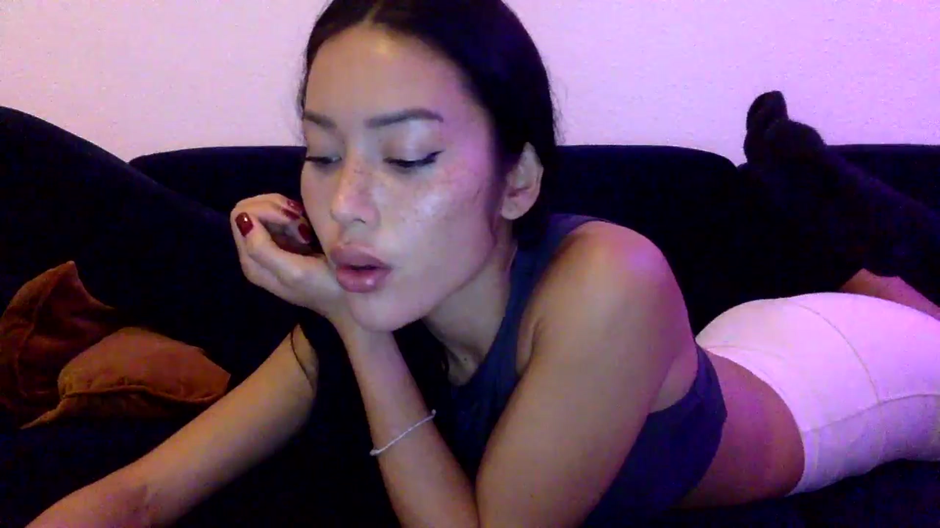 Gallery image thumbnail from Miss_emiko's myfreecams stream on, 10/30/2025, 22:19 image 20 of 20