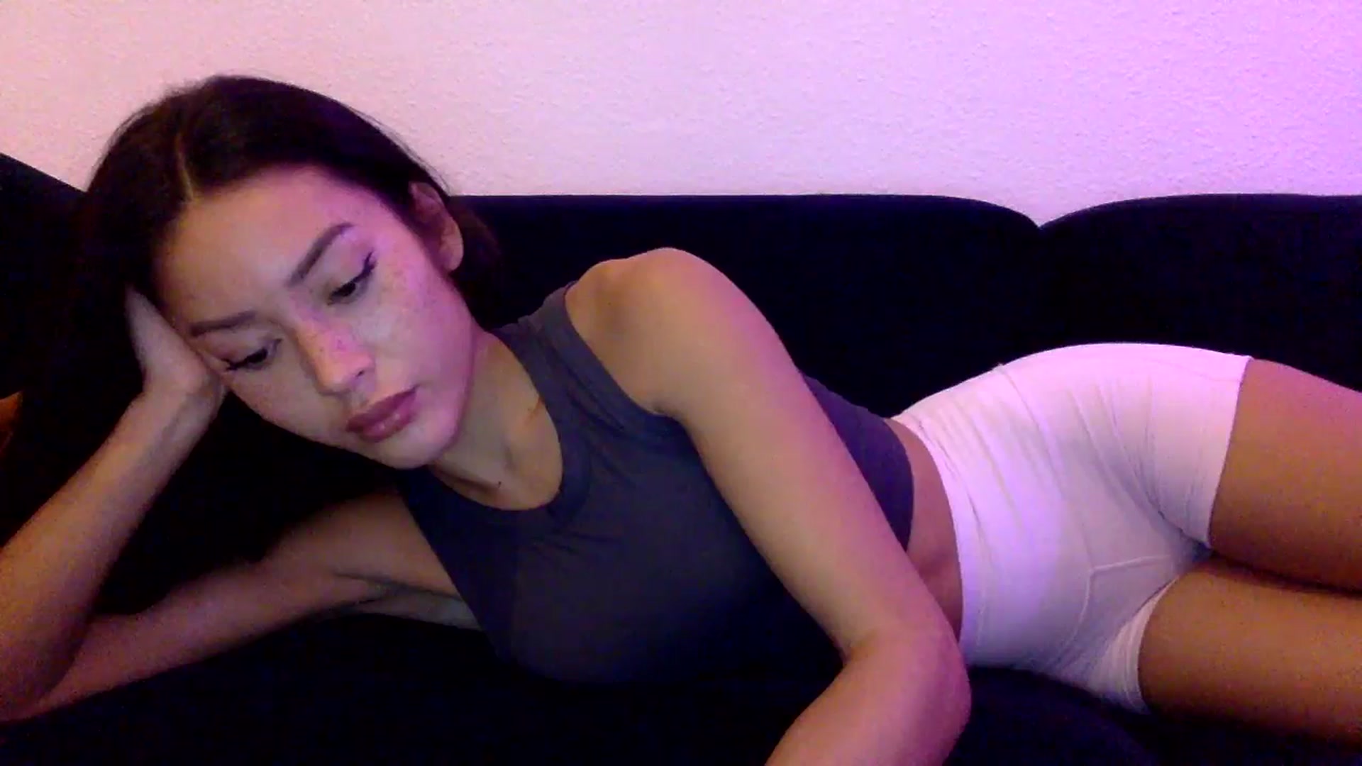 Gallery image thumbnail from Miss_emiko's myfreecams stream on, 10/30/2025, 22:19 image 3 of 20