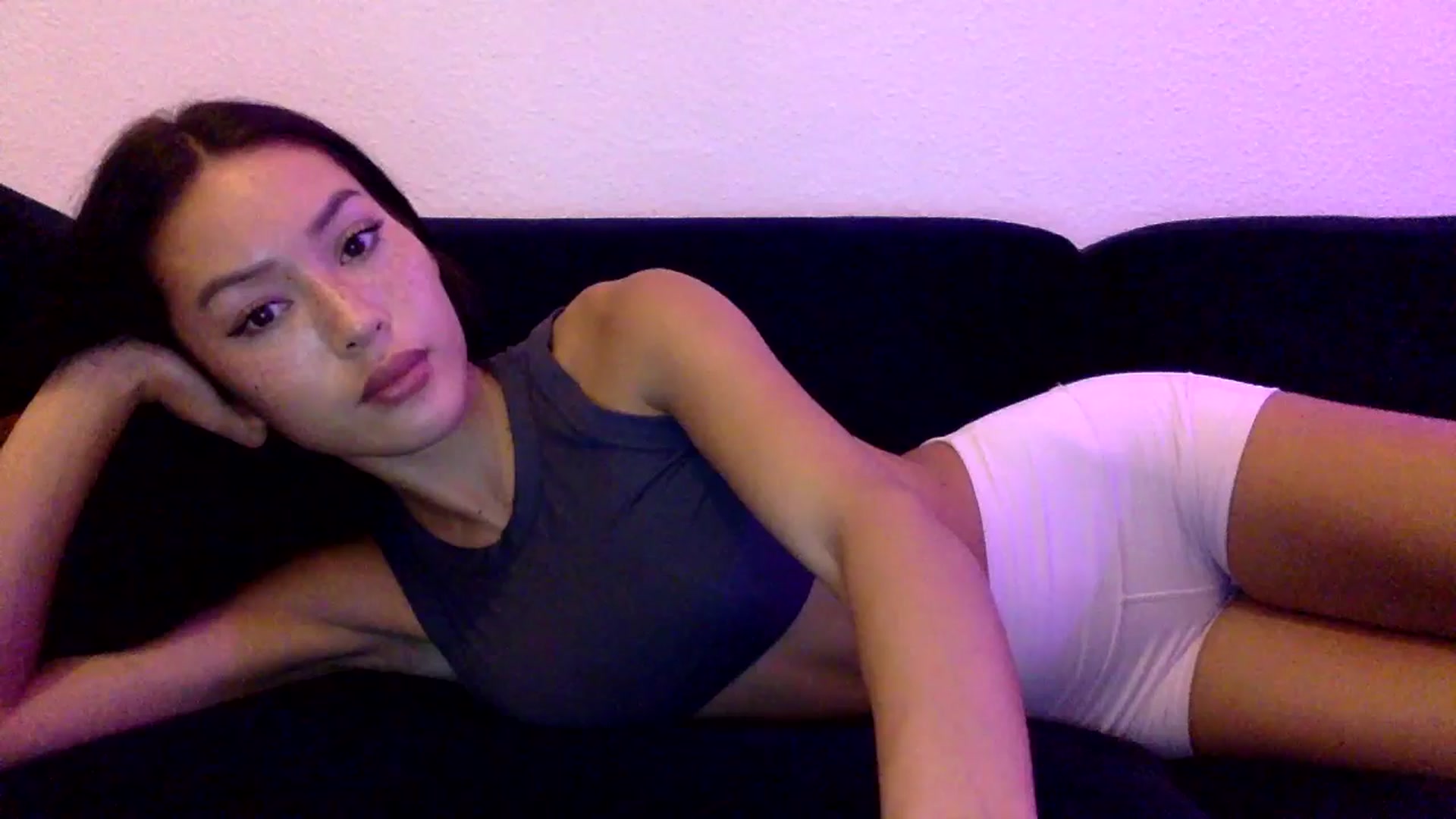 Gallery image thumbnail from Miss_emiko's myfreecams stream on, 10/30/2025, 22:19 image 12 of 20