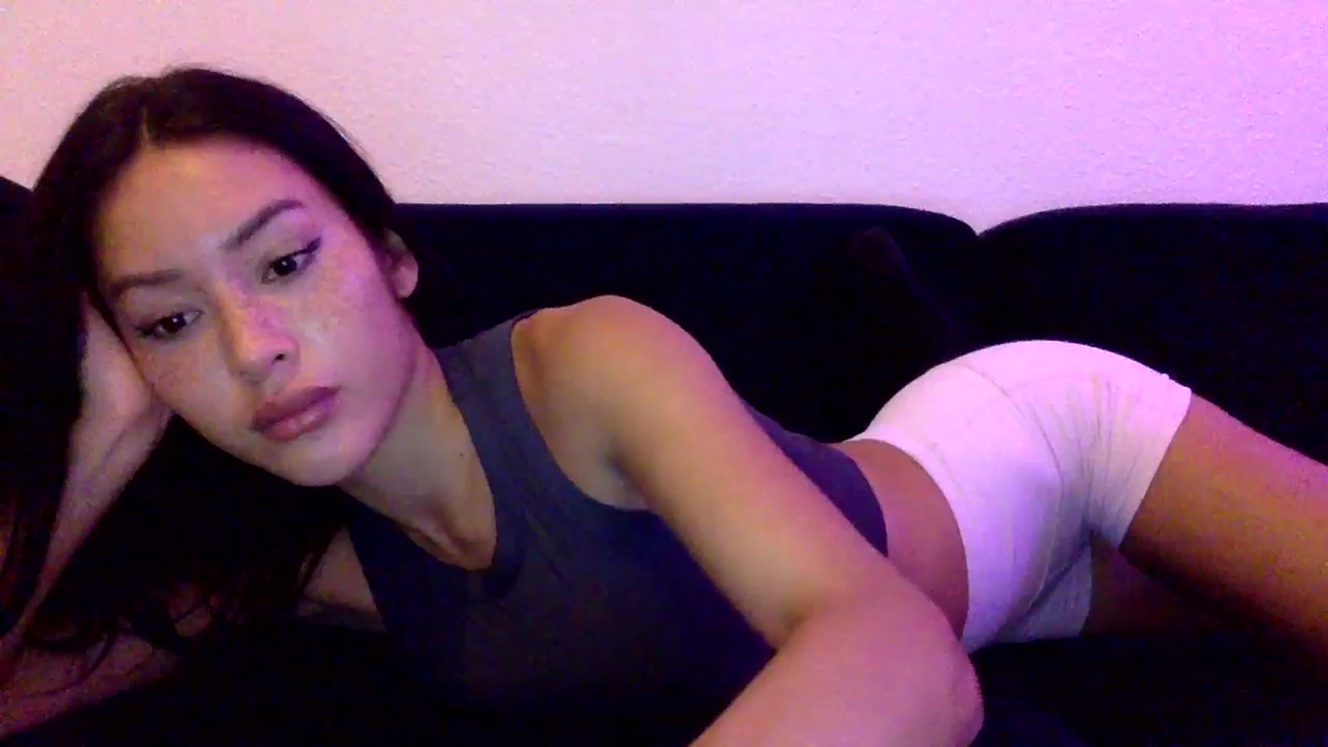 Gallery image thumbnail from Miss_emiko's myfreecams stream on, 10/30/2025, 22:19 image 8 of 20