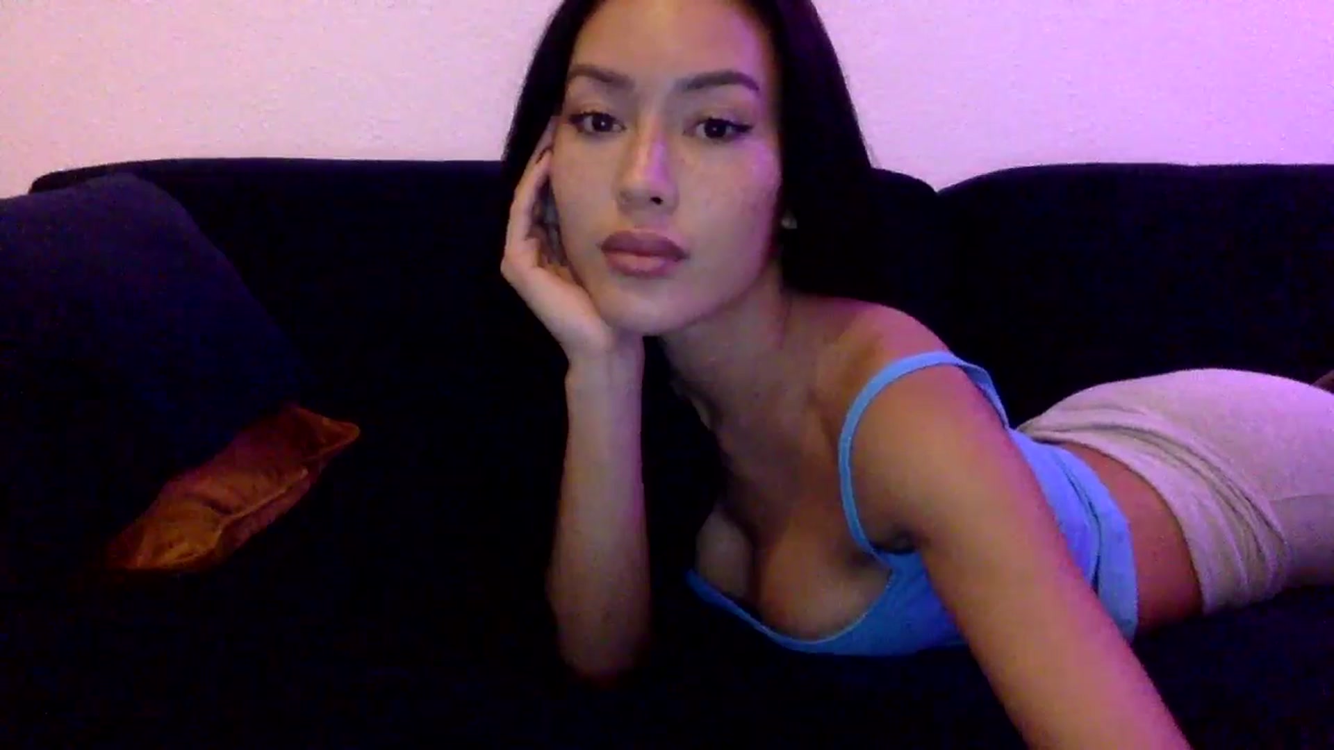 Gallery image thumbnail from Miss_emiko's myfreecams stream on, 10/31/2025, 21:10 image 11 of 20