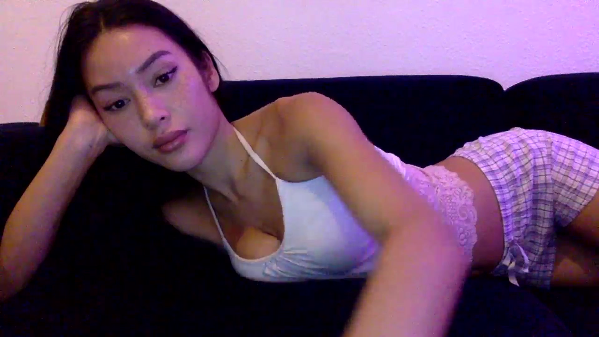 Gallery image thumbnail from Miss_emiko's myfreecams stream on, 11/04/2025, 21:59 image 12 of 20