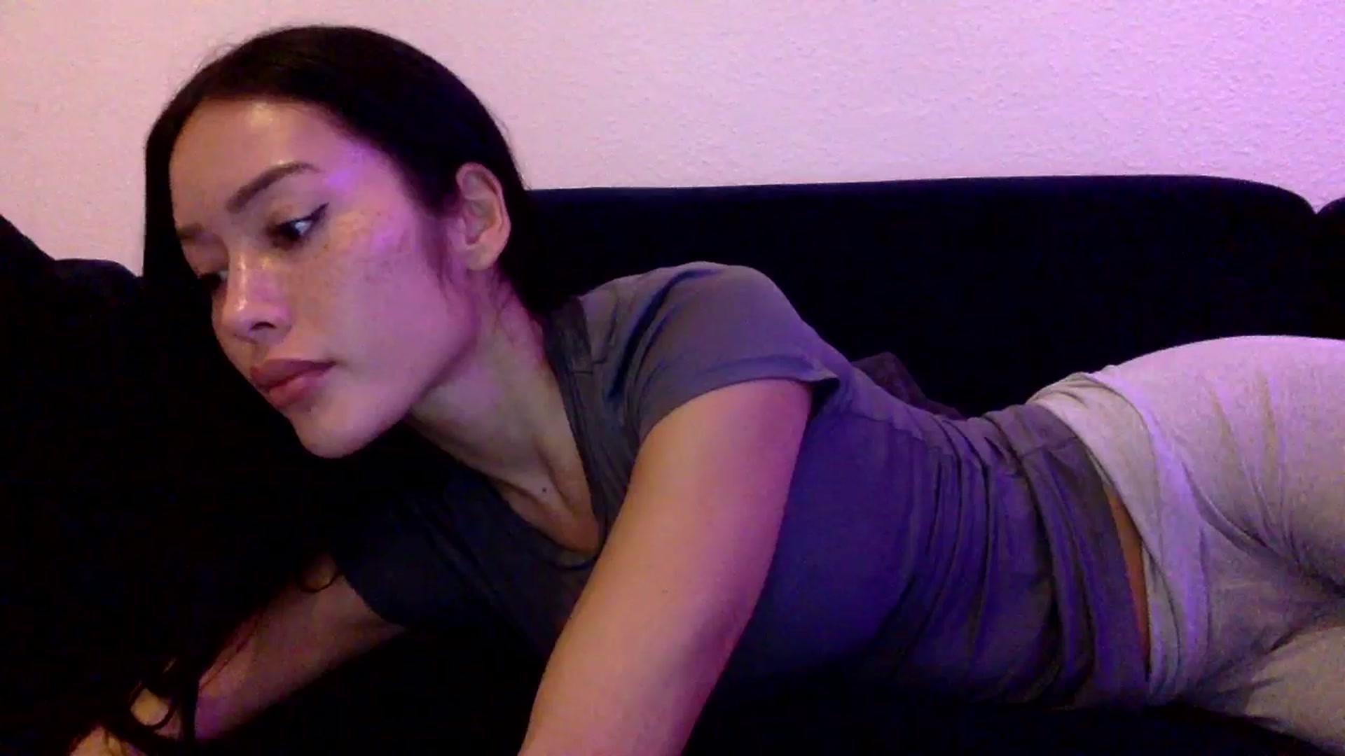 Gallery image thumbnail from Miss_emiko's myfreecams stream on, 11/06/2025, 18:08 image 10 of 20