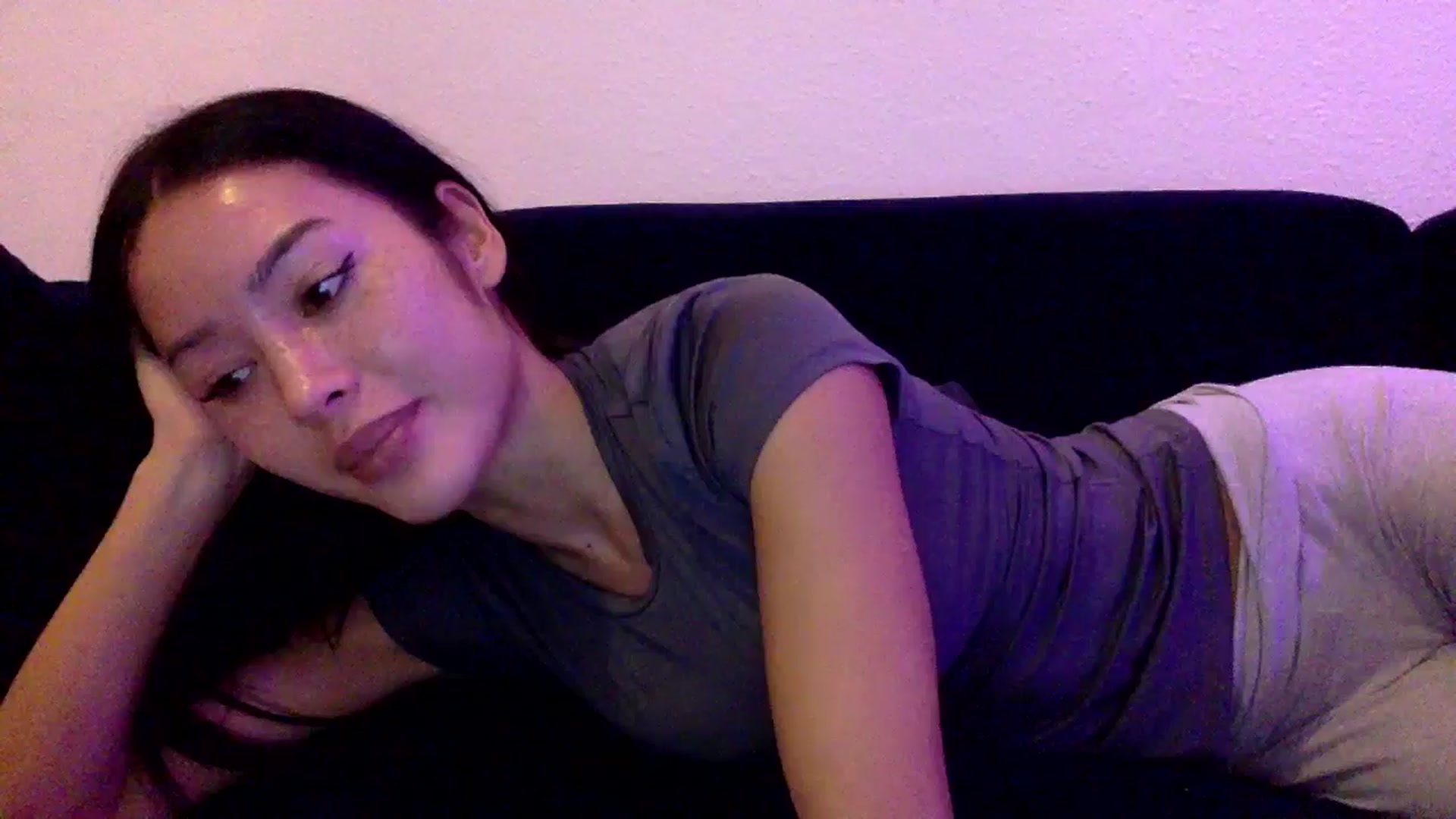 Gallery image thumbnail from Miss_emiko's myfreecams stream on, 11/06/2025, 18:08 image 1 of 20