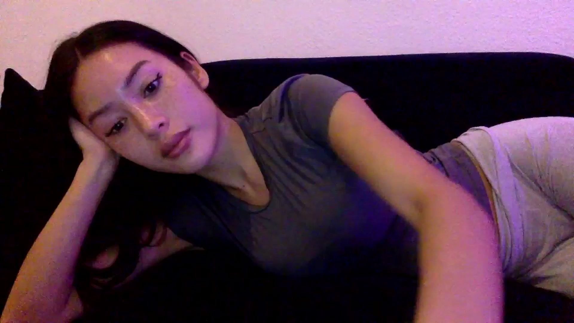 Gallery image thumbnail from Miss_emiko's myfreecams stream on, 11/06/2025, 18:08 image 13 of 20