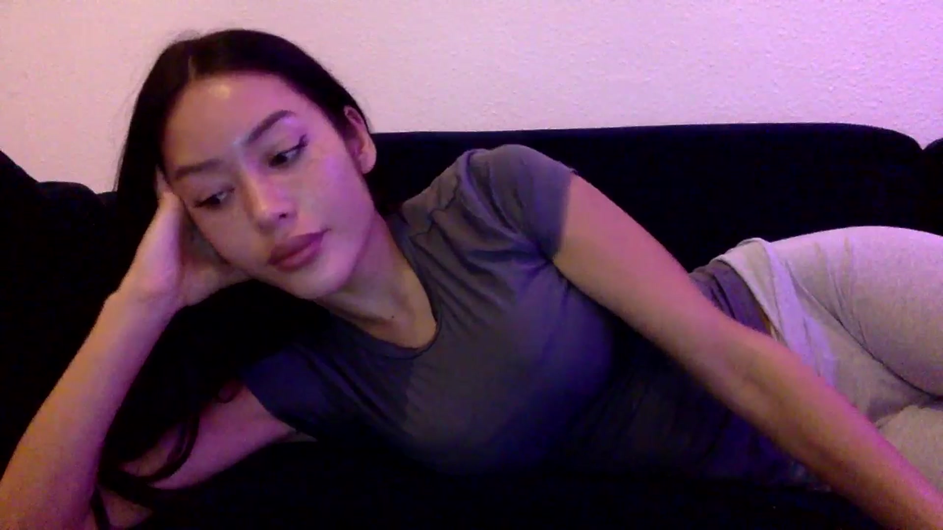 Gallery image thumbnail from Miss_emiko's myfreecams stream on, 11/06/2025, 18:08 image 6 of 20