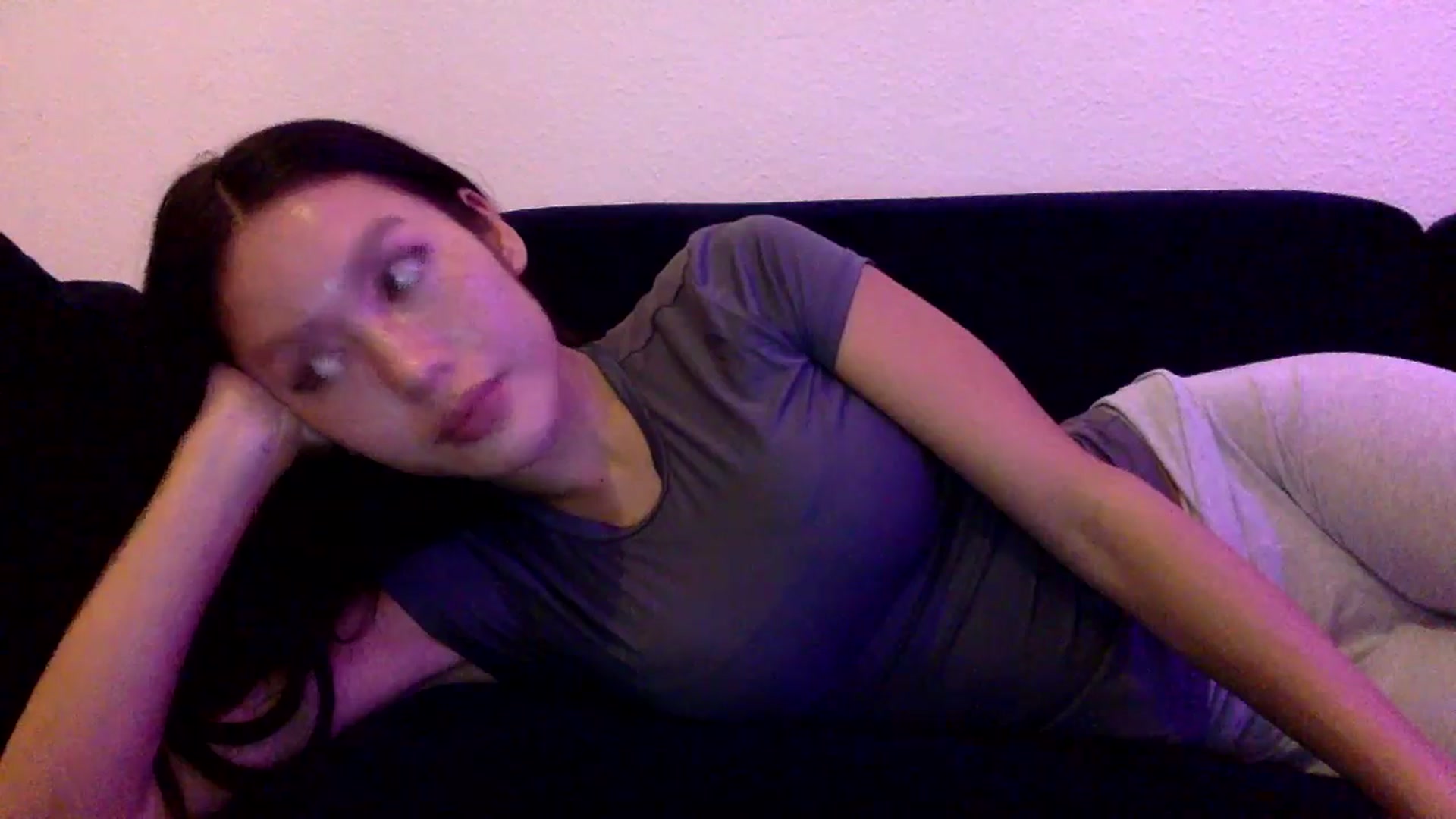 Gallery image thumbnail from Miss_emiko's myfreecams stream on, 11/06/2025, 18:08 image 8 of 20