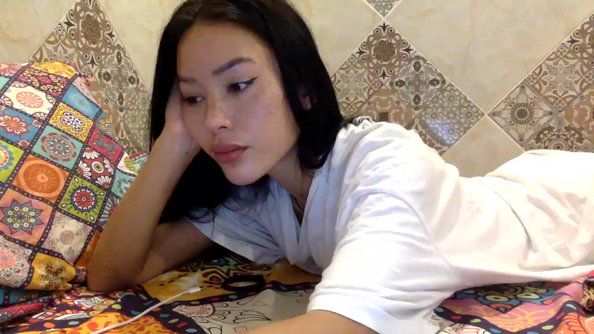Gallery image thumbnail from Miss_emiko's myfreecams stream on, 11/13/2025, 03:40 image 12 of 20