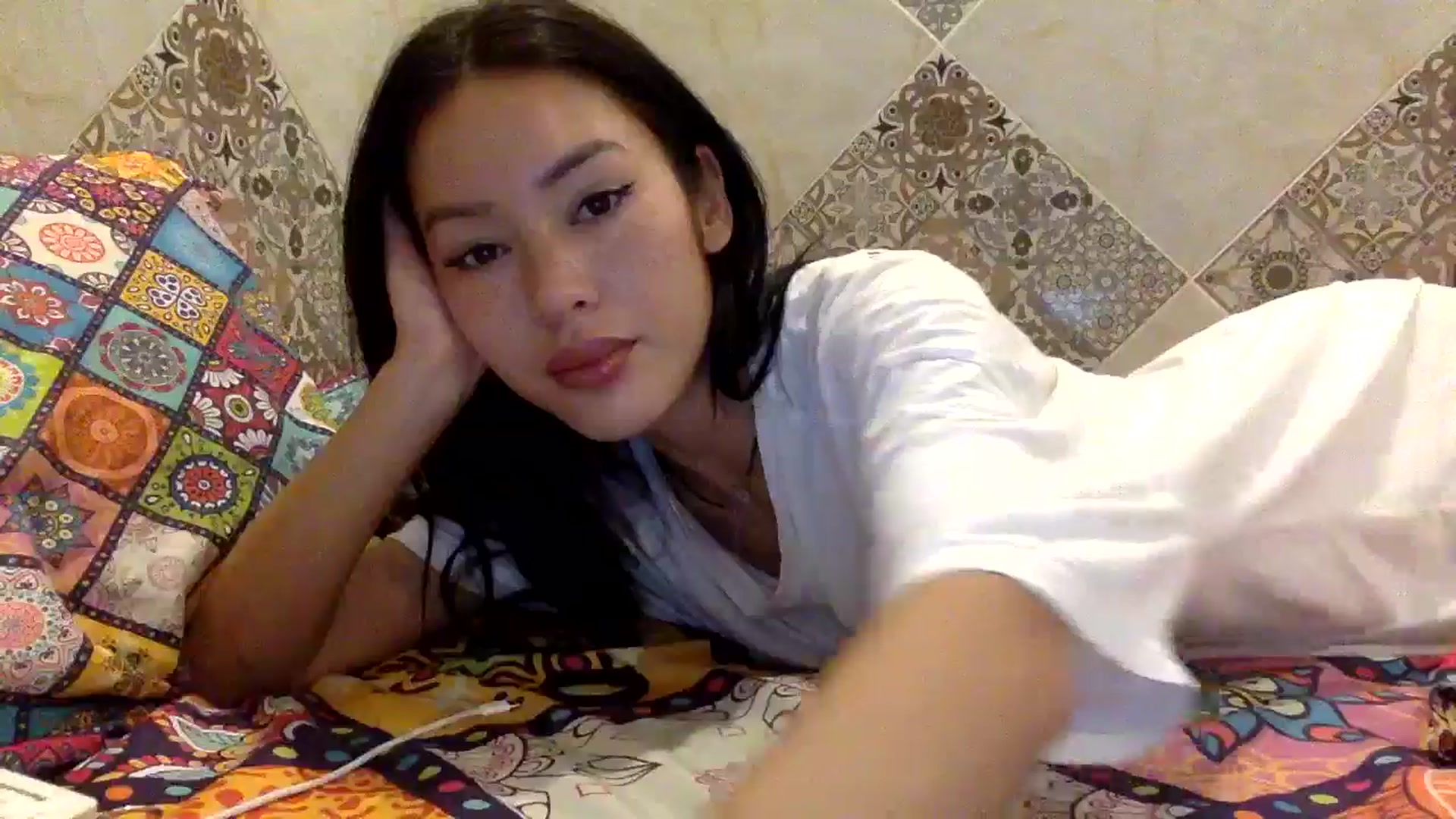 Gallery image thumbnail from Miss_emiko's myfreecams stream on, 11/13/2025, 03:40 image 14 of 20