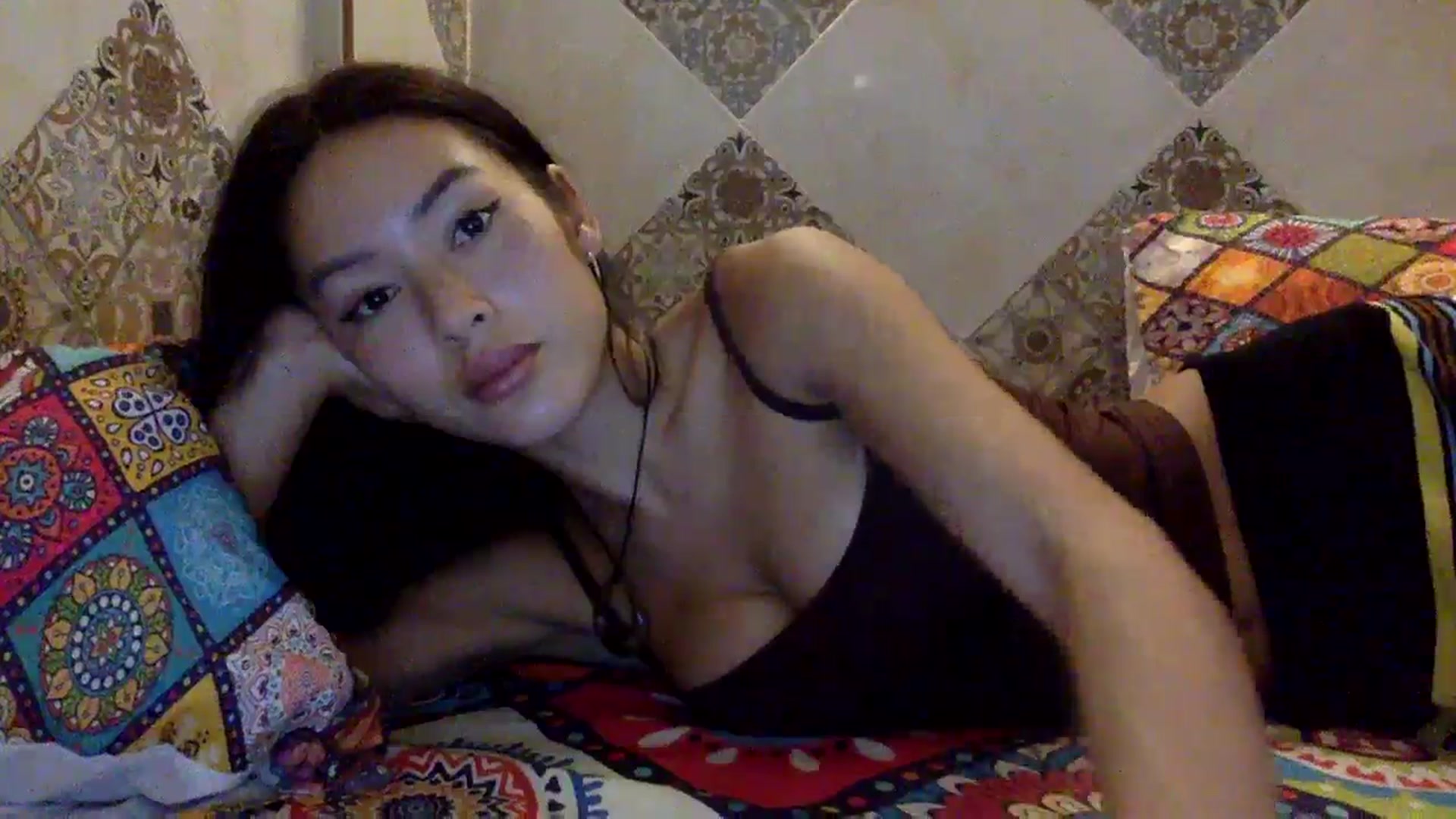 Gallery image thumbnail from Miss_emiko's myfreecams stream on, 11/13/2025, 07:59 image 6 of 20