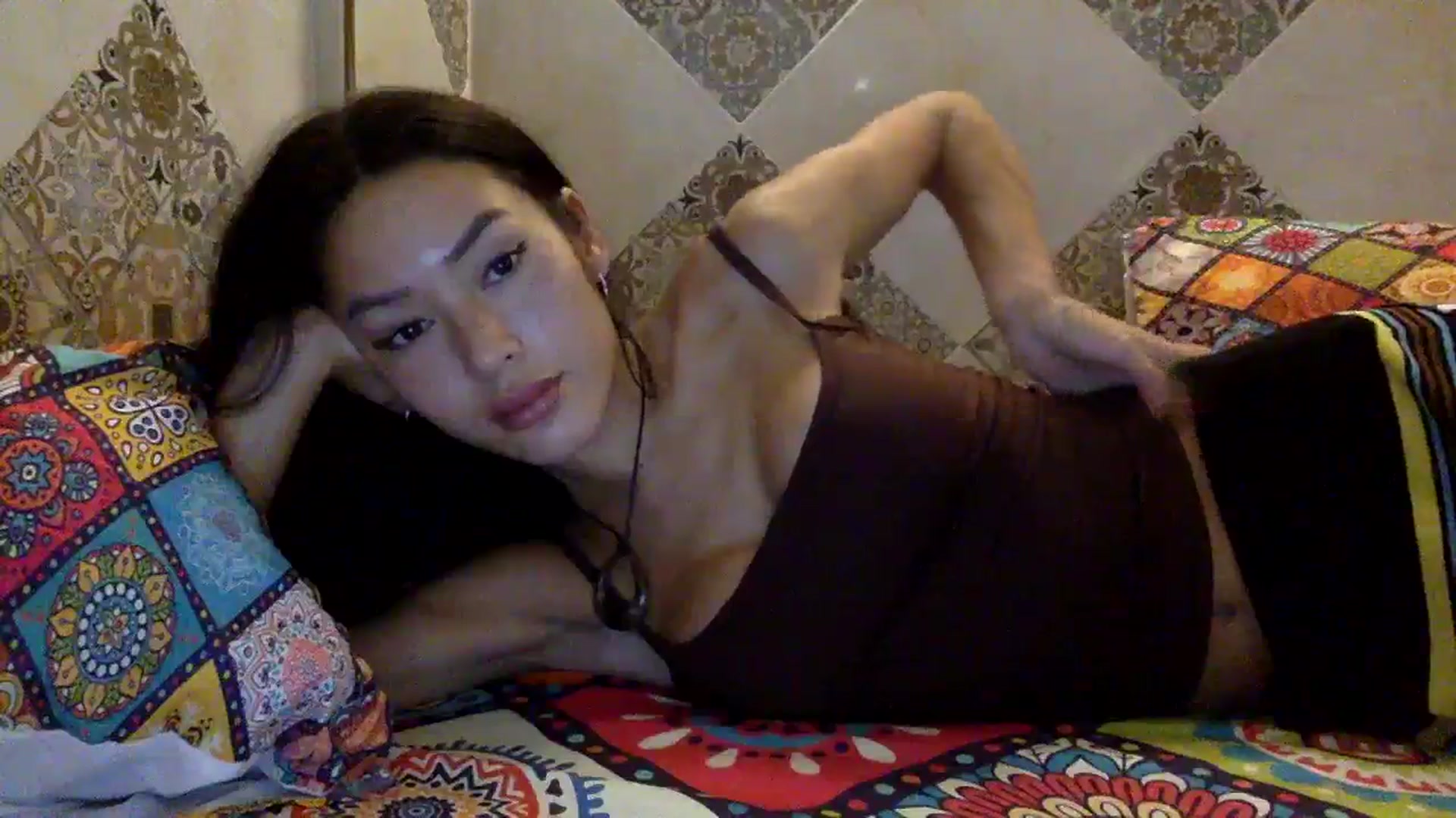 Gallery image thumbnail from Miss_emiko's myfreecams stream on, 11/13/2025, 07:59 image 5 of 20