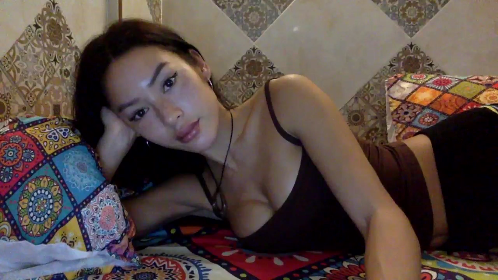 Gallery image thumbnail from Miss_emiko's myfreecams stream on, 11/13/2025, 07:59 image 12 of 20