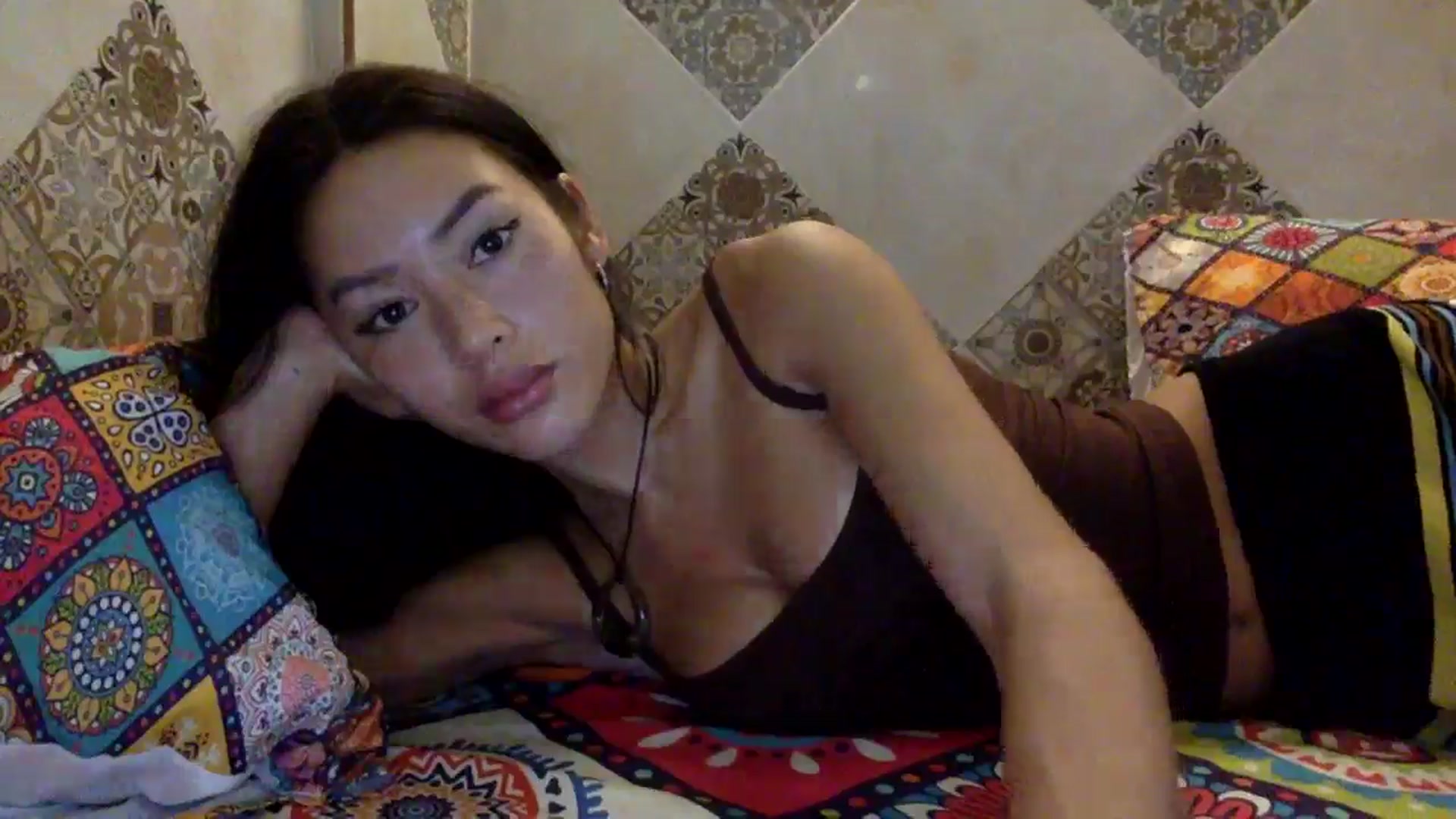 Gallery image thumbnail from Miss_emiko's myfreecams stream on, 11/13/2025, 07:59 image 7 of 20