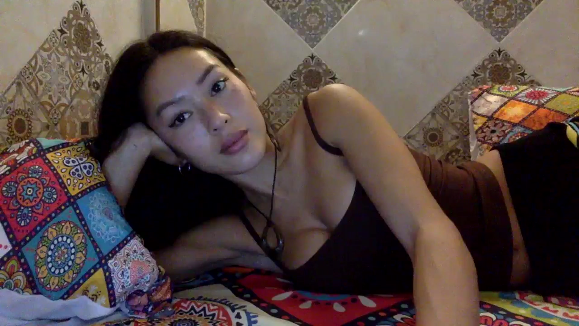 Gallery image thumbnail from Miss_emiko's myfreecams stream on, 11/13/2025, 07:59 image 4 of 20