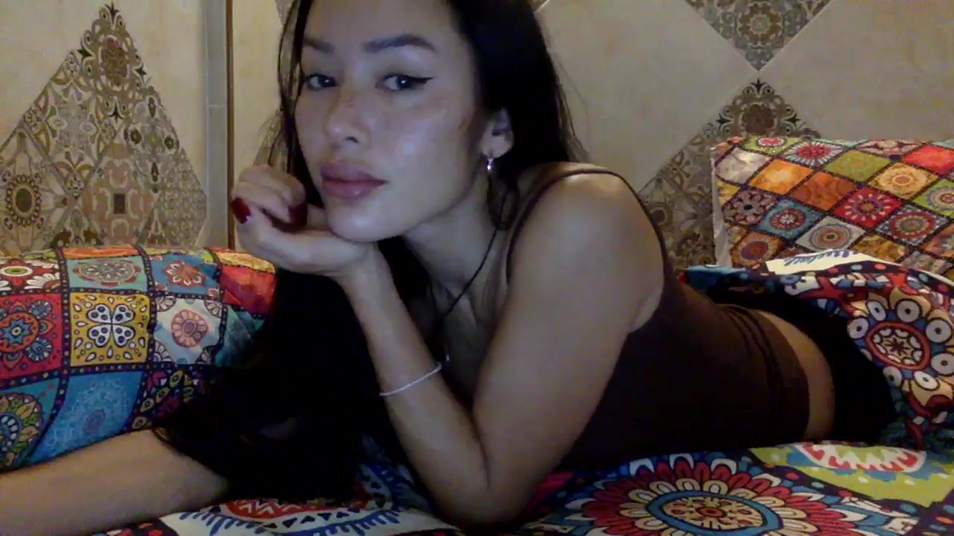 Gallery image thumbnail from Miss_emiko's myfreecams stream on, 11/13/2025, 07:59 image 18 of 20