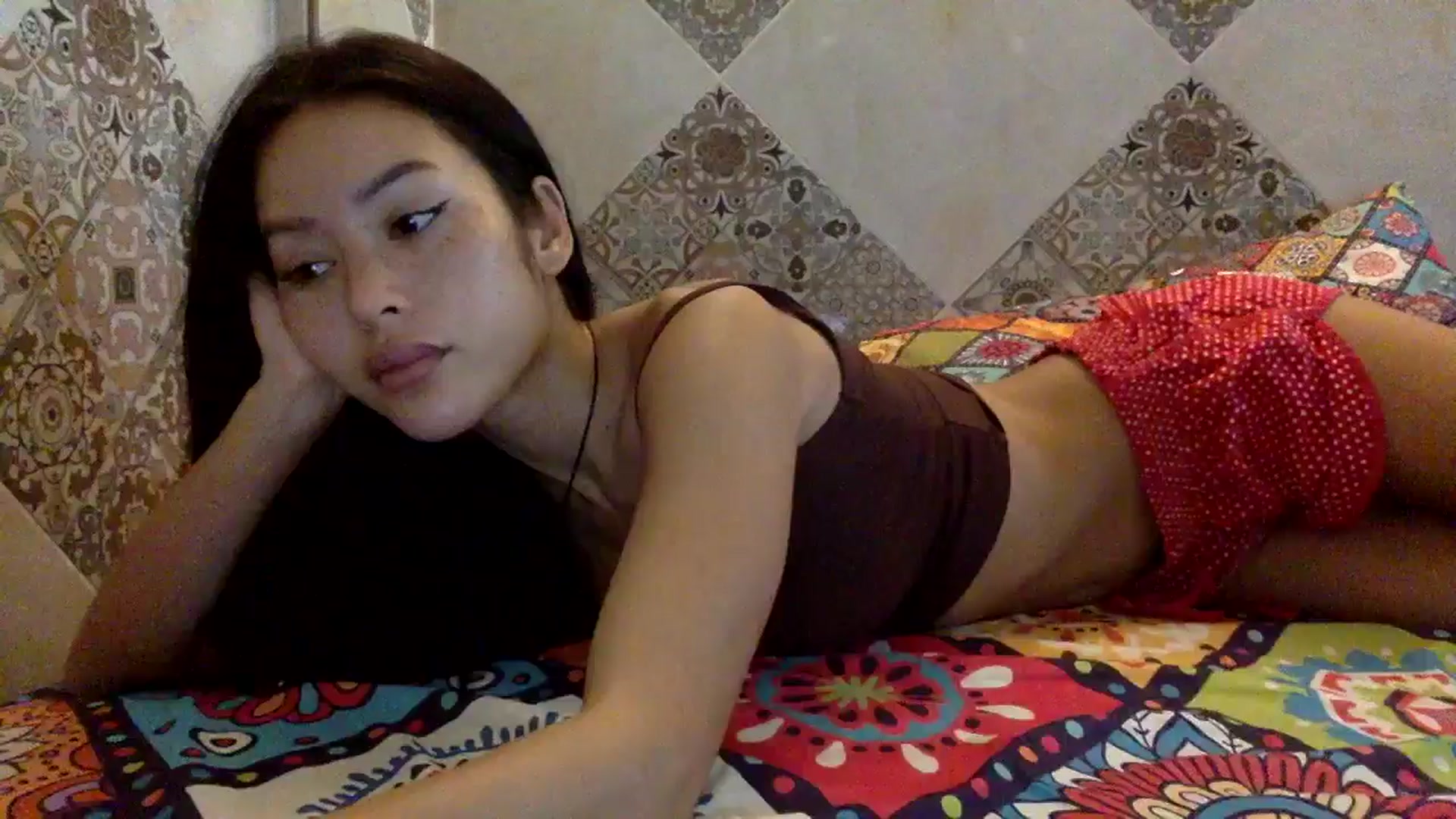 Gallery image thumbnail from Miss_emiko's myfreecams stream on, 11/14/2025, 08:44 image 18 of 20