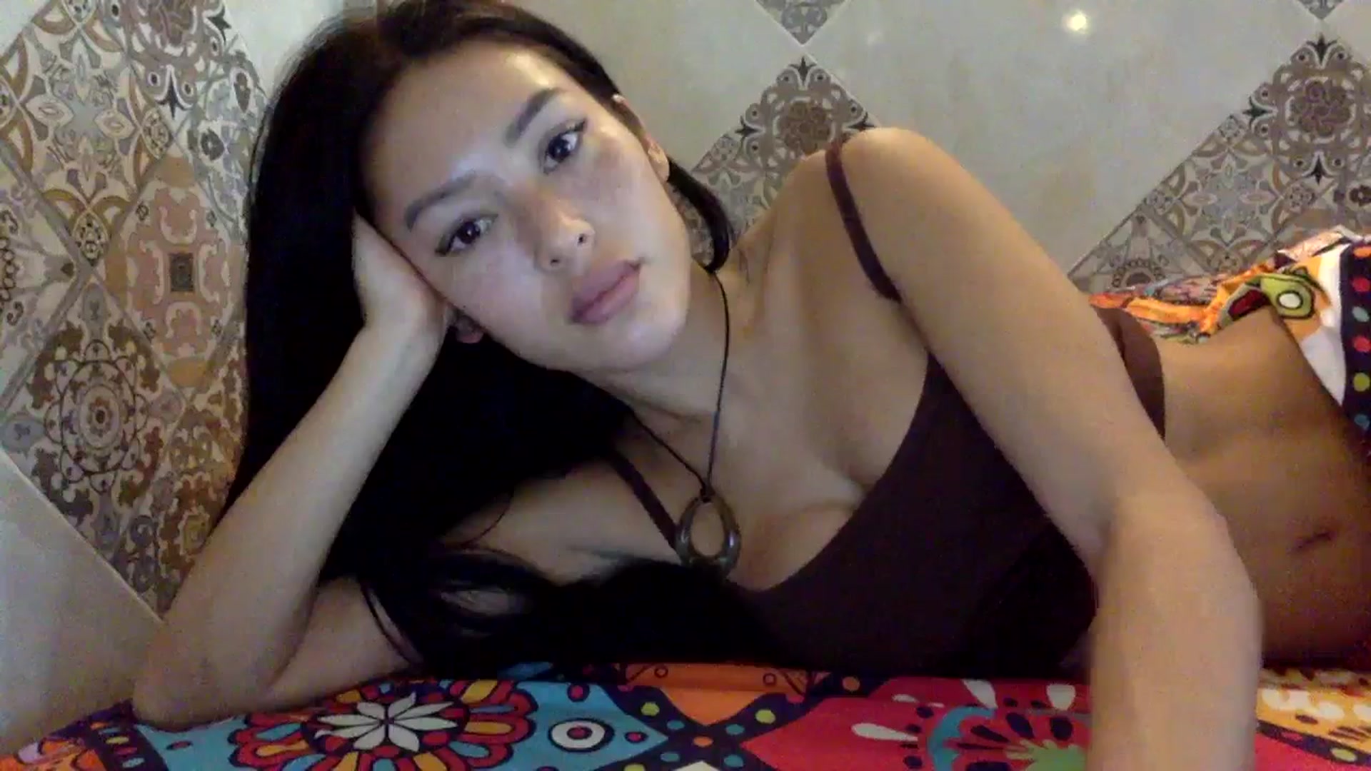 Gallery image thumbnail from Miss_emiko's myfreecams stream on, 11/14/2025, 08:44 image 4 of 20