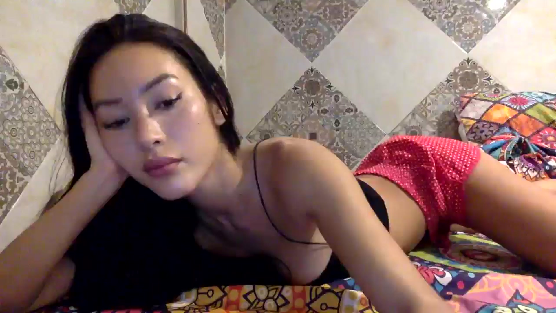 Gallery image thumbnail from Miss_emiko's myfreecams stream on, 11/16/2025, 18:59 image 12 of 20