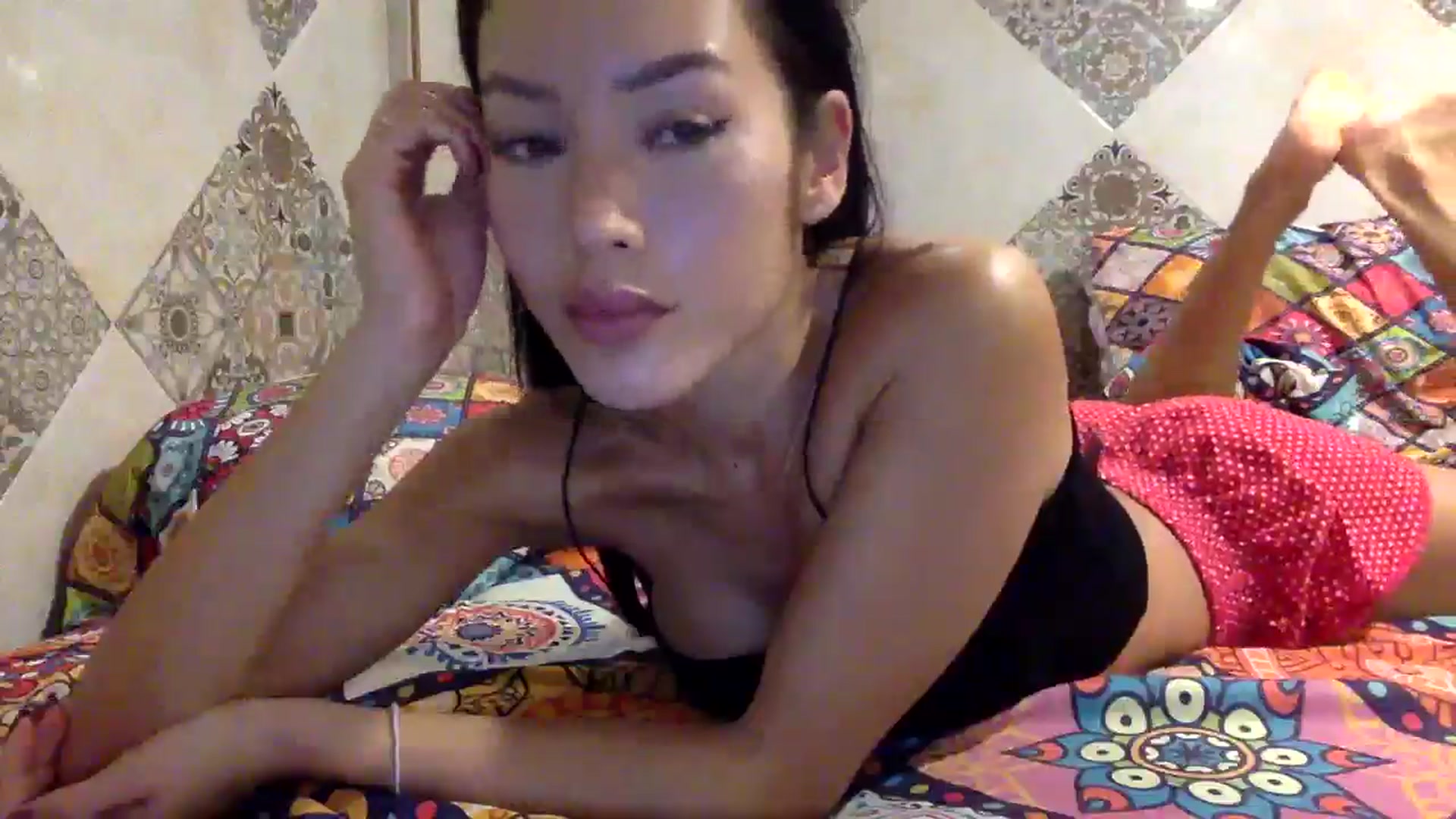 Gallery image thumbnail from Miss_emiko's myfreecams stream on, 11/16/2025, 18:59 image 15 of 20